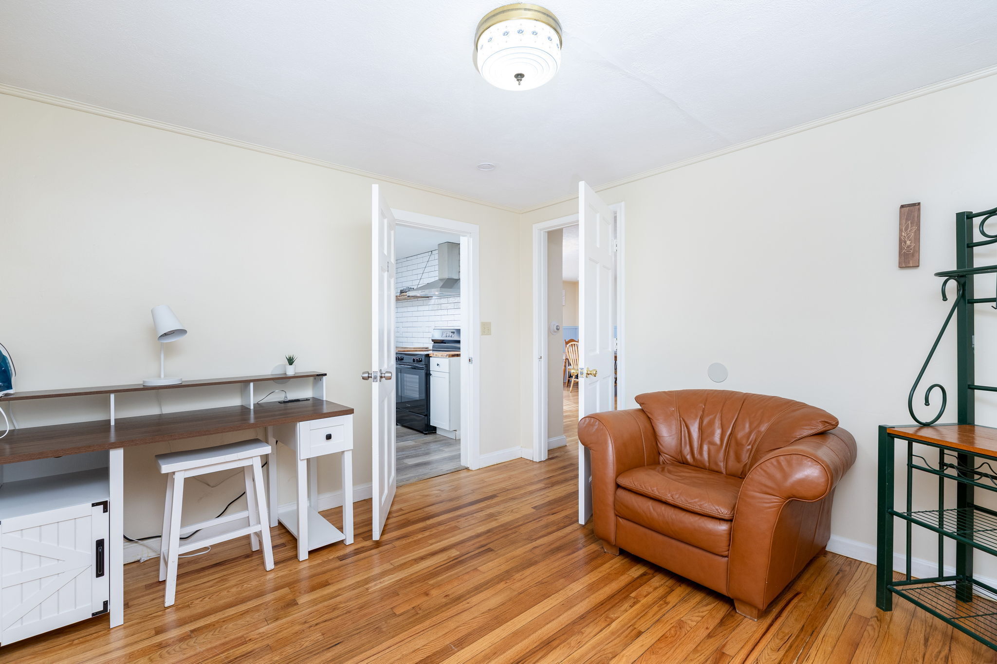 9 Storrs Heights Road