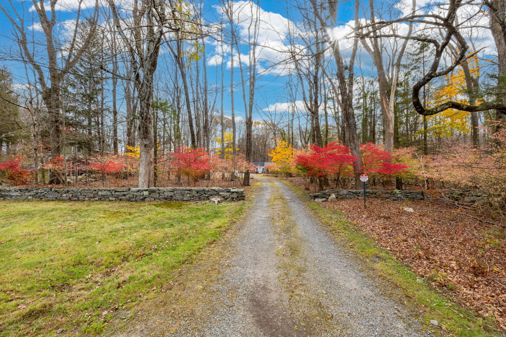 9 Storrs Heights Road