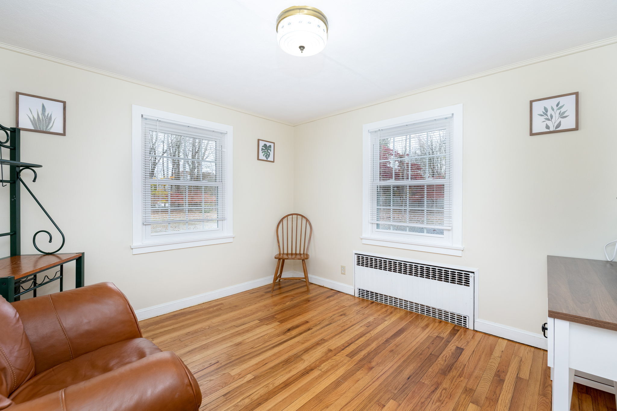 9 Storrs Heights Road