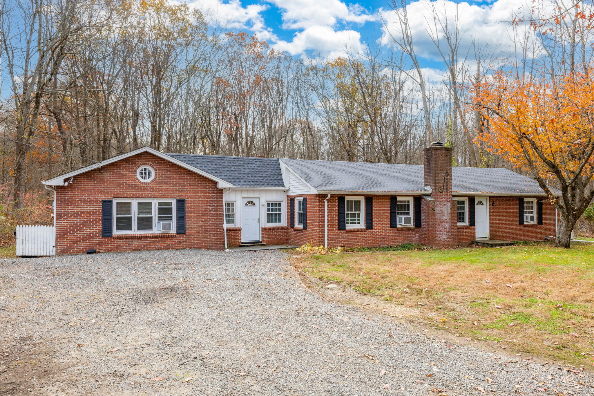 9 Storrs Heights Road