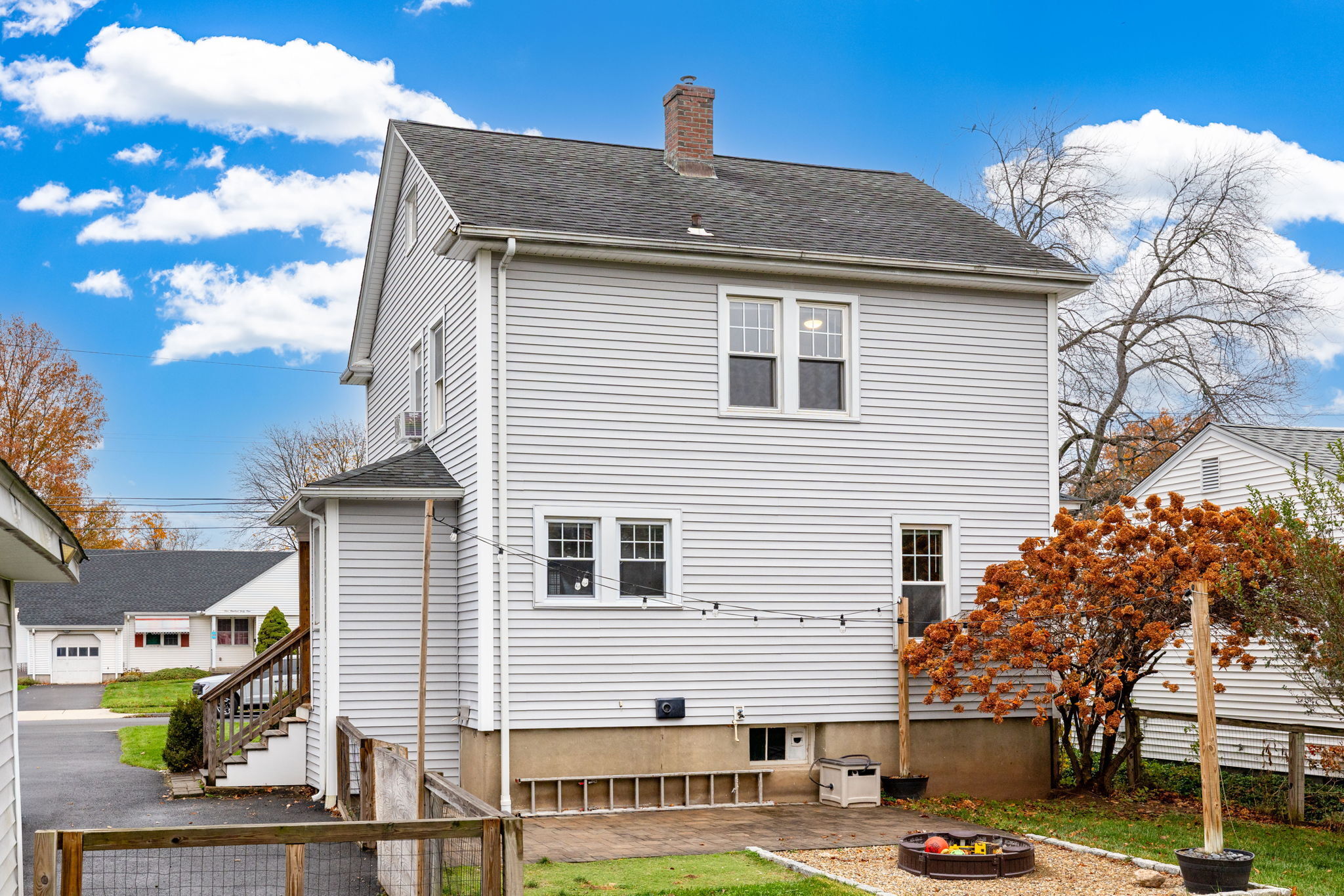 148 Colonial Street
