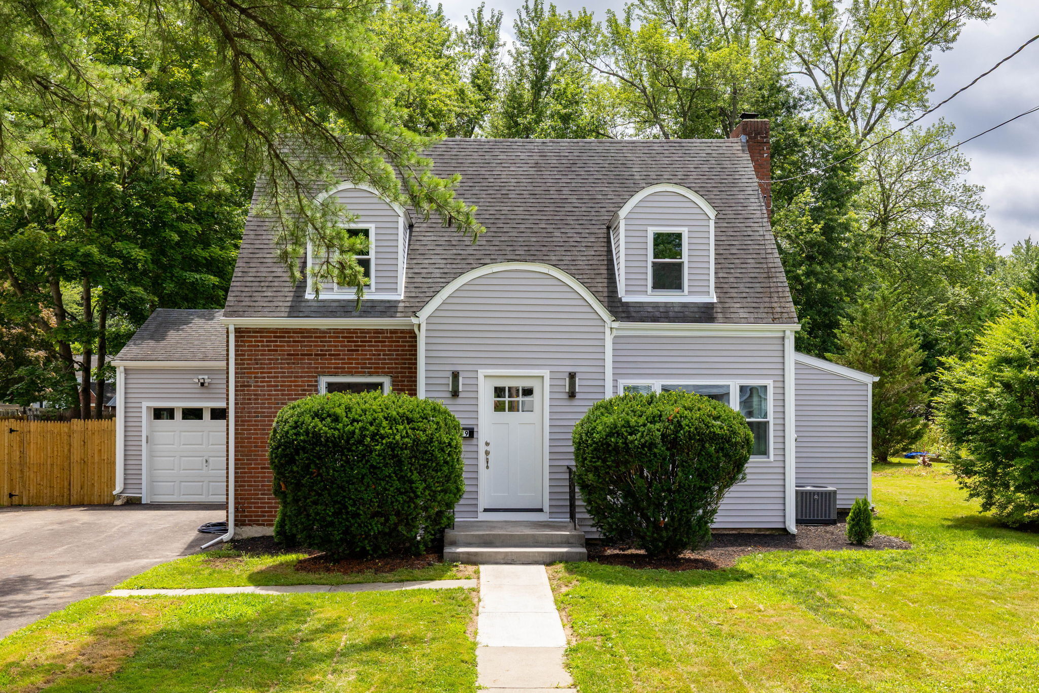 139 Mohawk Drive