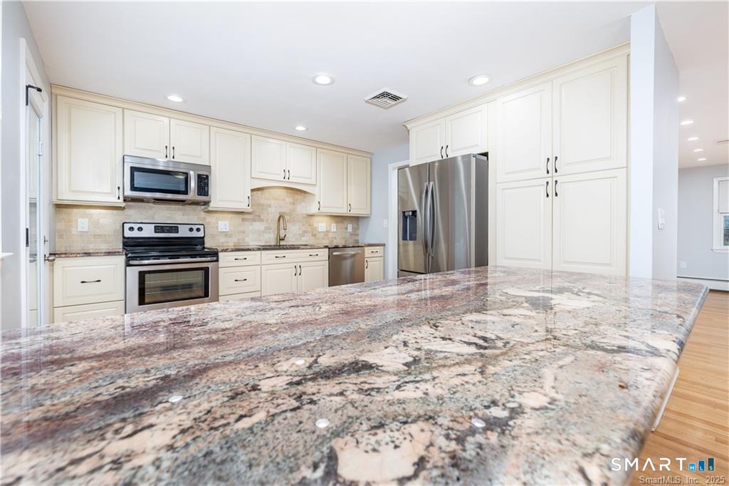 129 West Ridge Drive