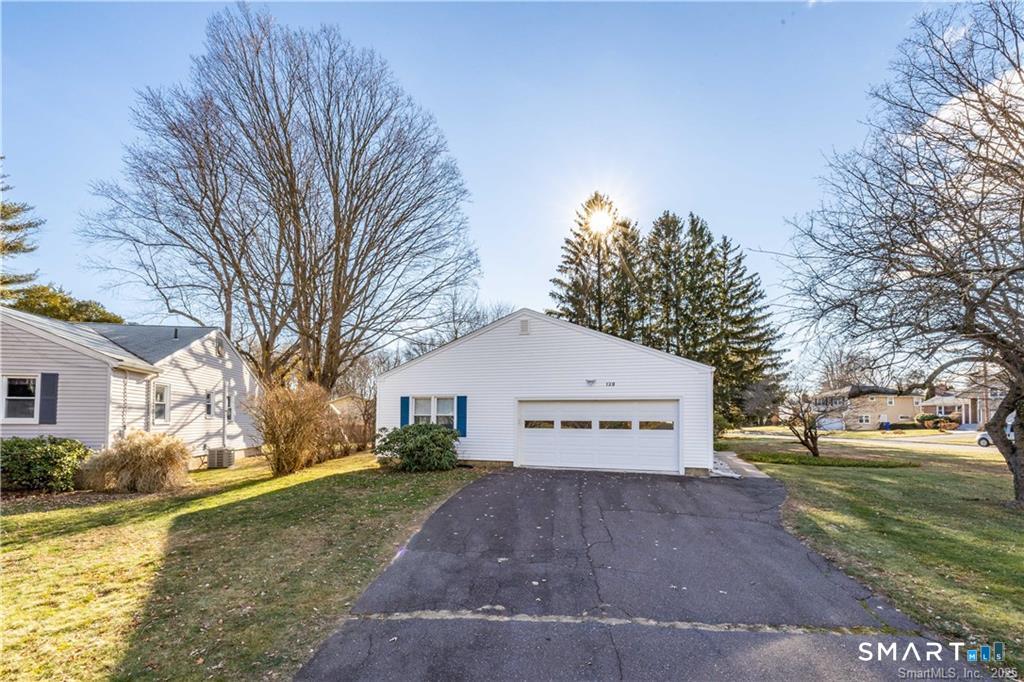 129 West Ridge Drive