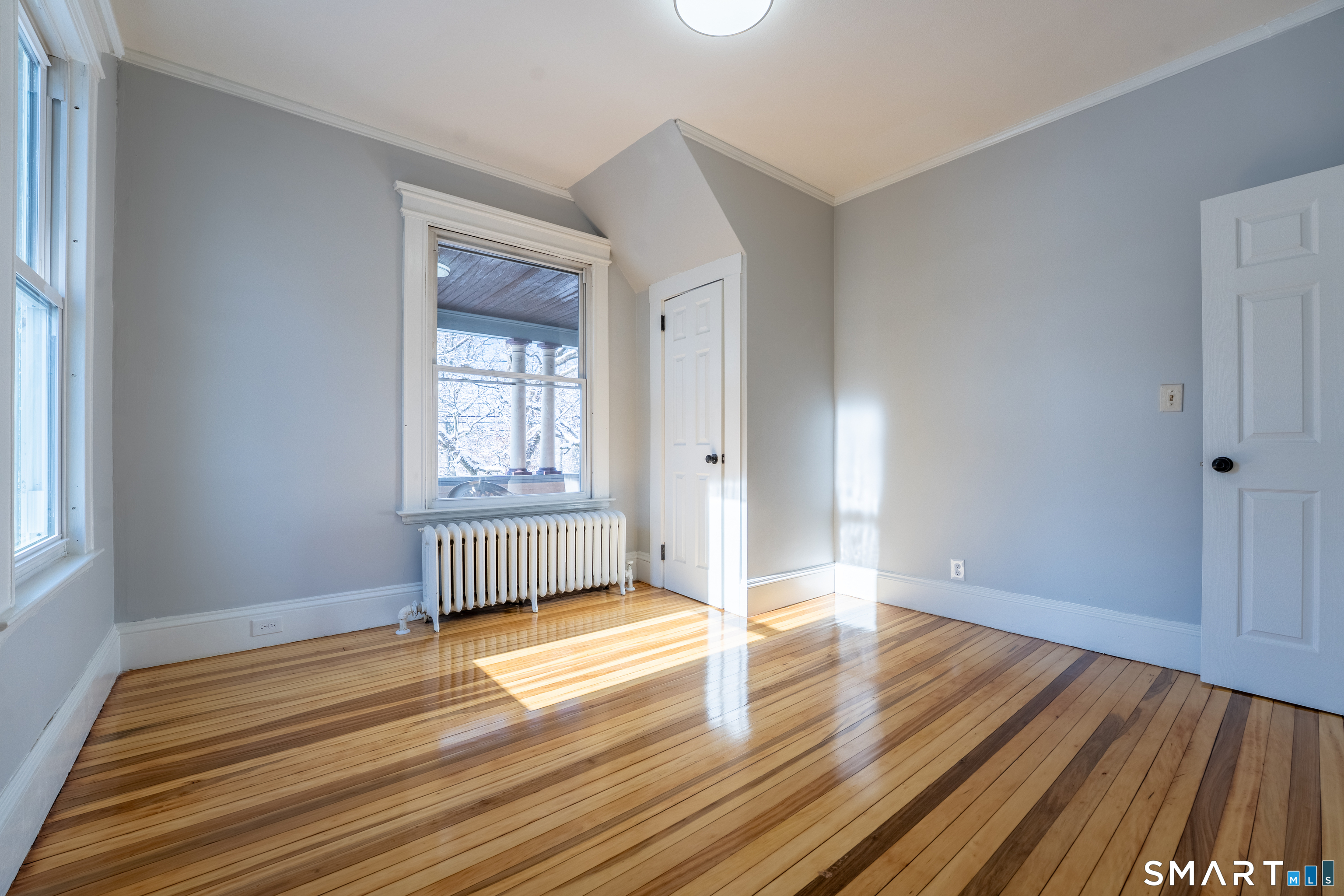 94 Fairfield Avenue 2nd Floor