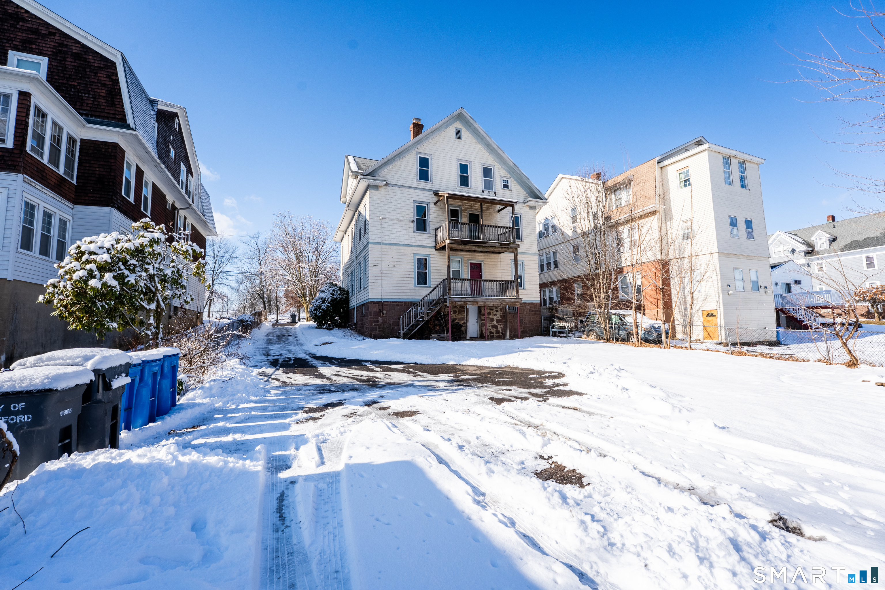 94 Fairfield Avenue 2nd Floor