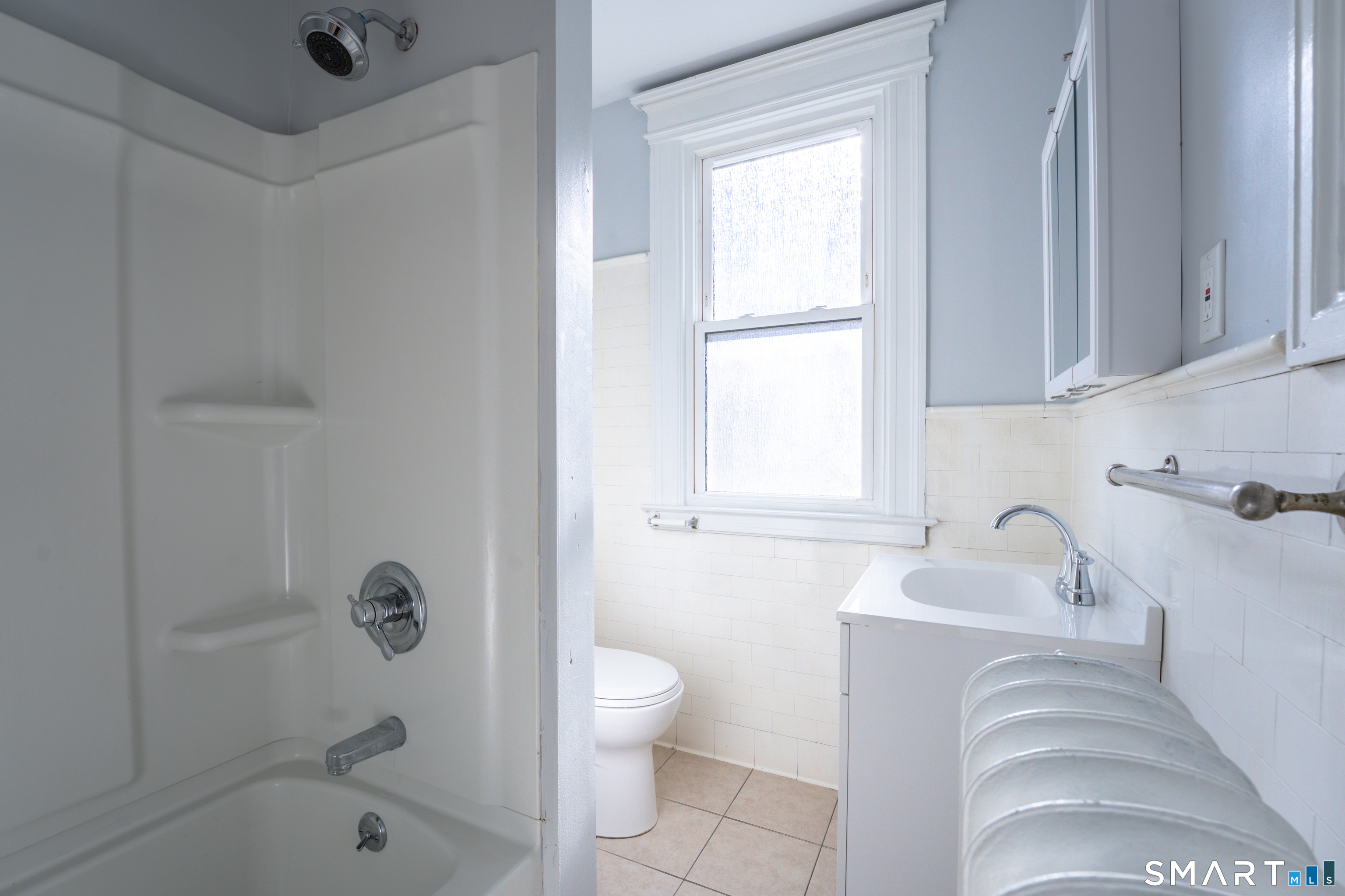 94 Fairfield Avenue 2nd Floor