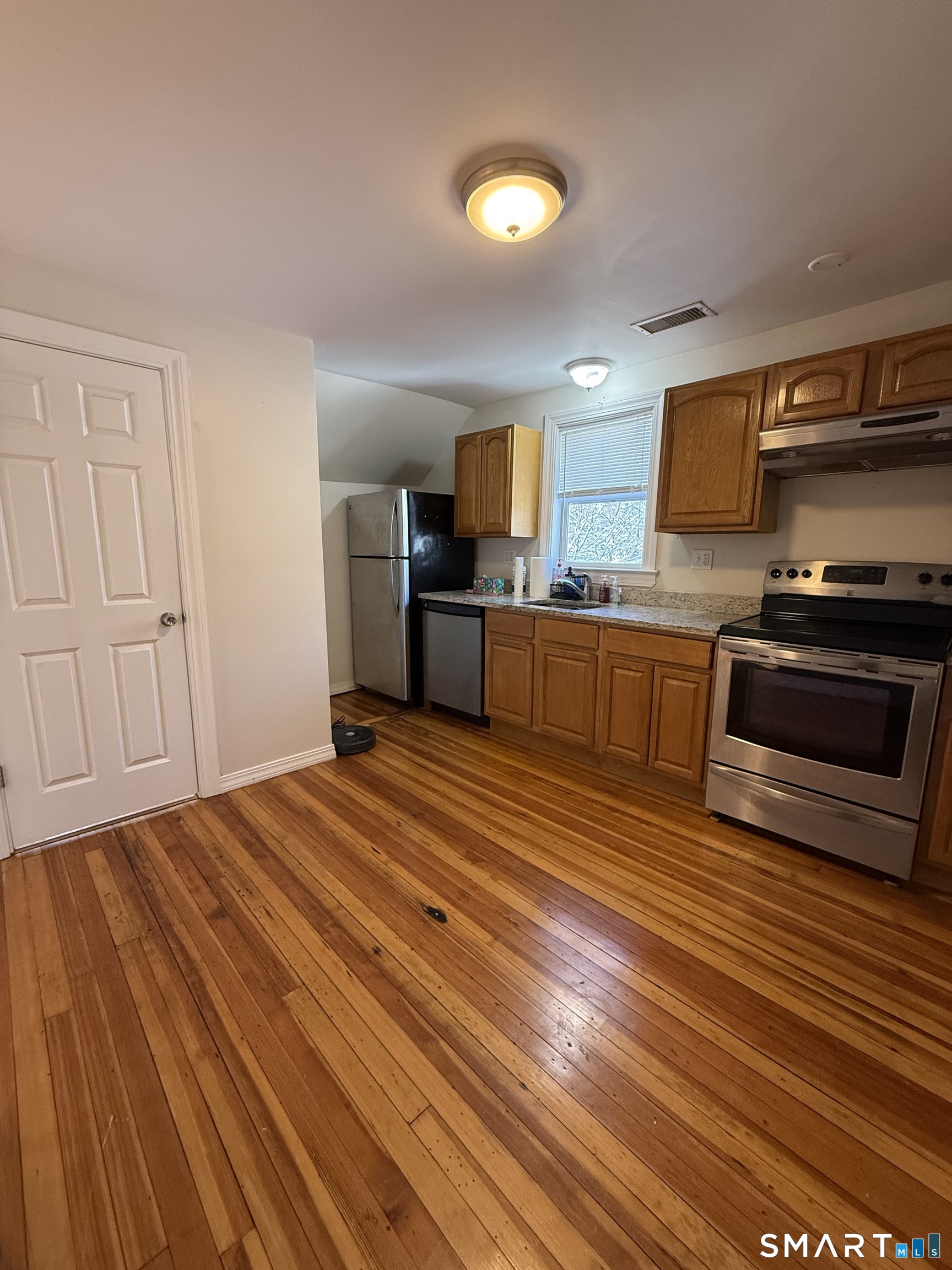 151 Quaker Lane South 3rd Floor