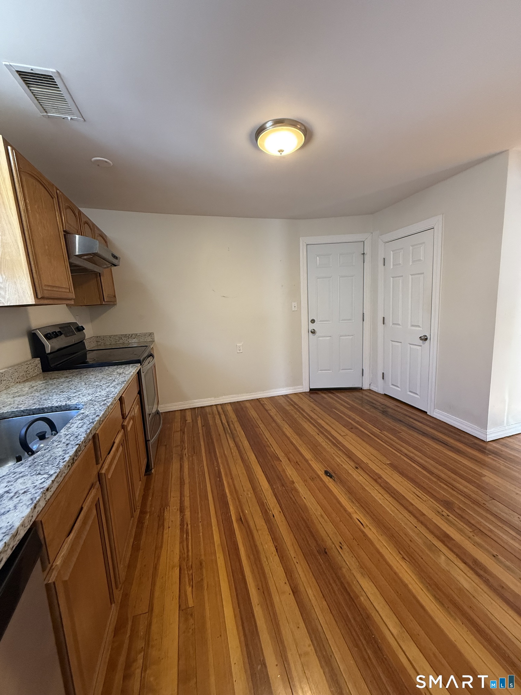 151 Quaker Lane South 3rd Floor