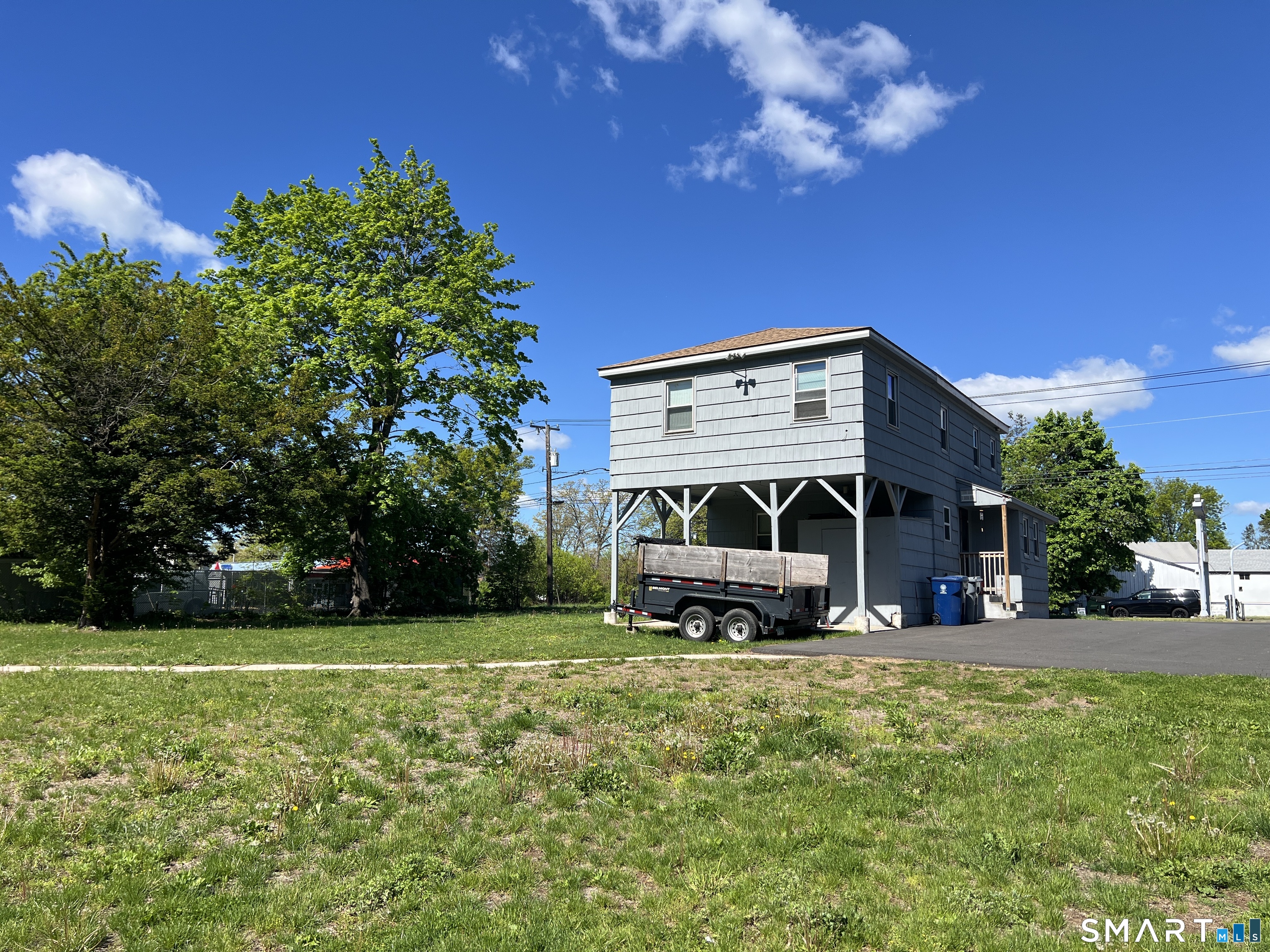 270R East Street