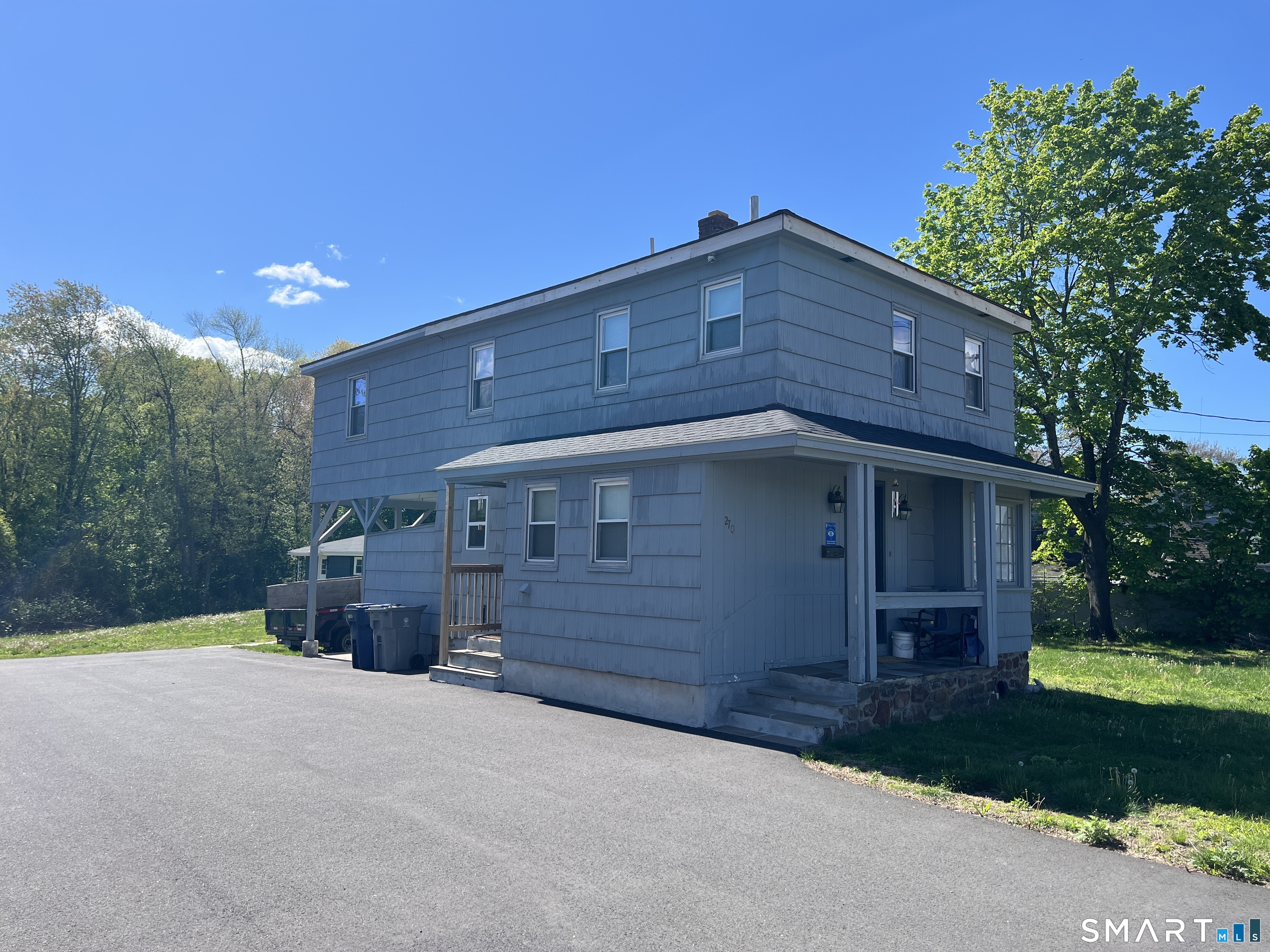 270R East Street