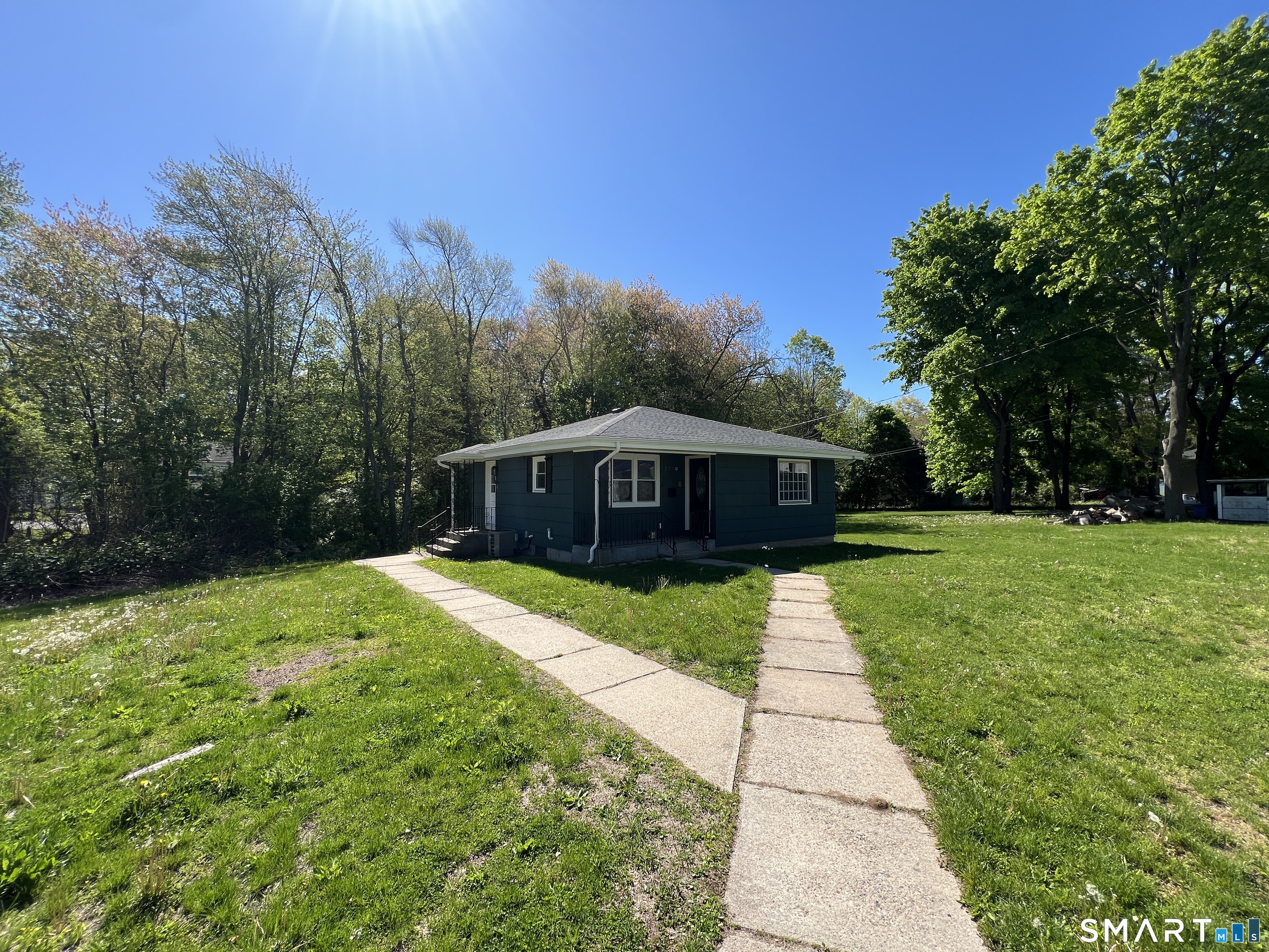 270R East Street