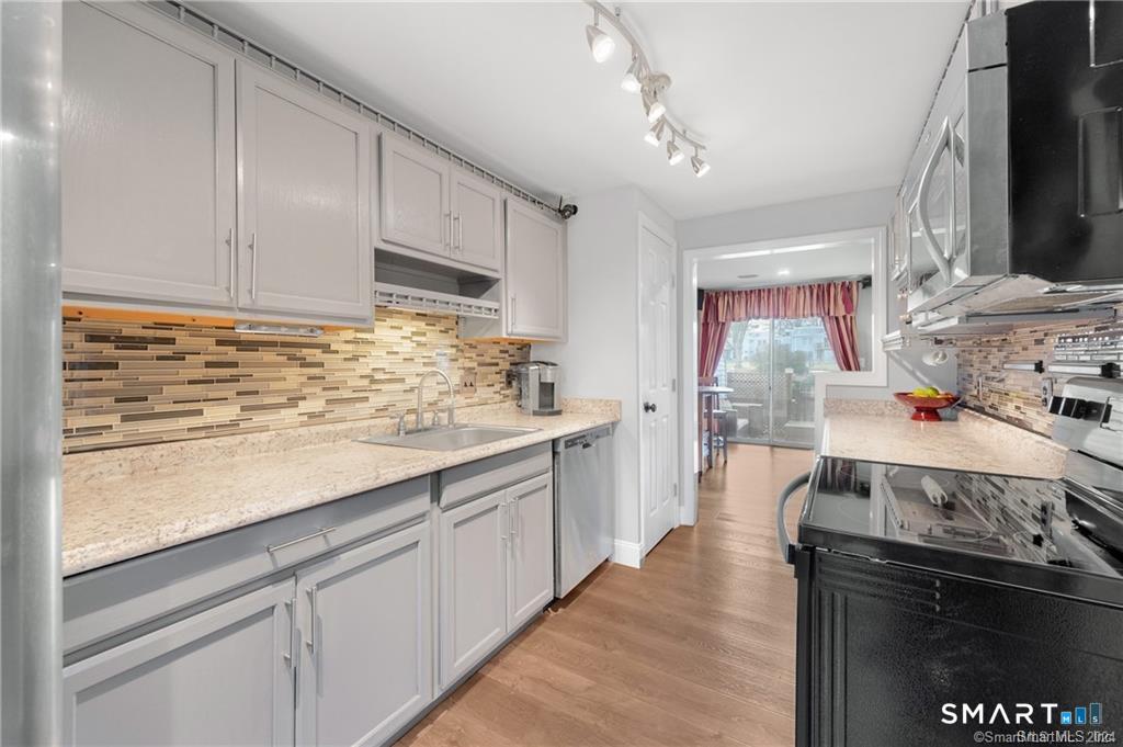 34 Cinnamon Springs 34