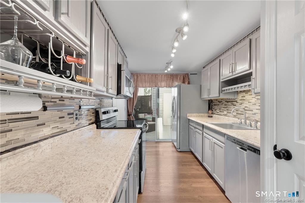 34 Cinnamon Springs 34