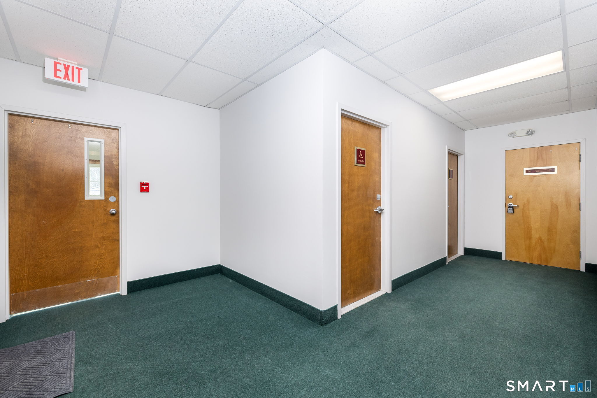 35 Cold Spring Road STE 224