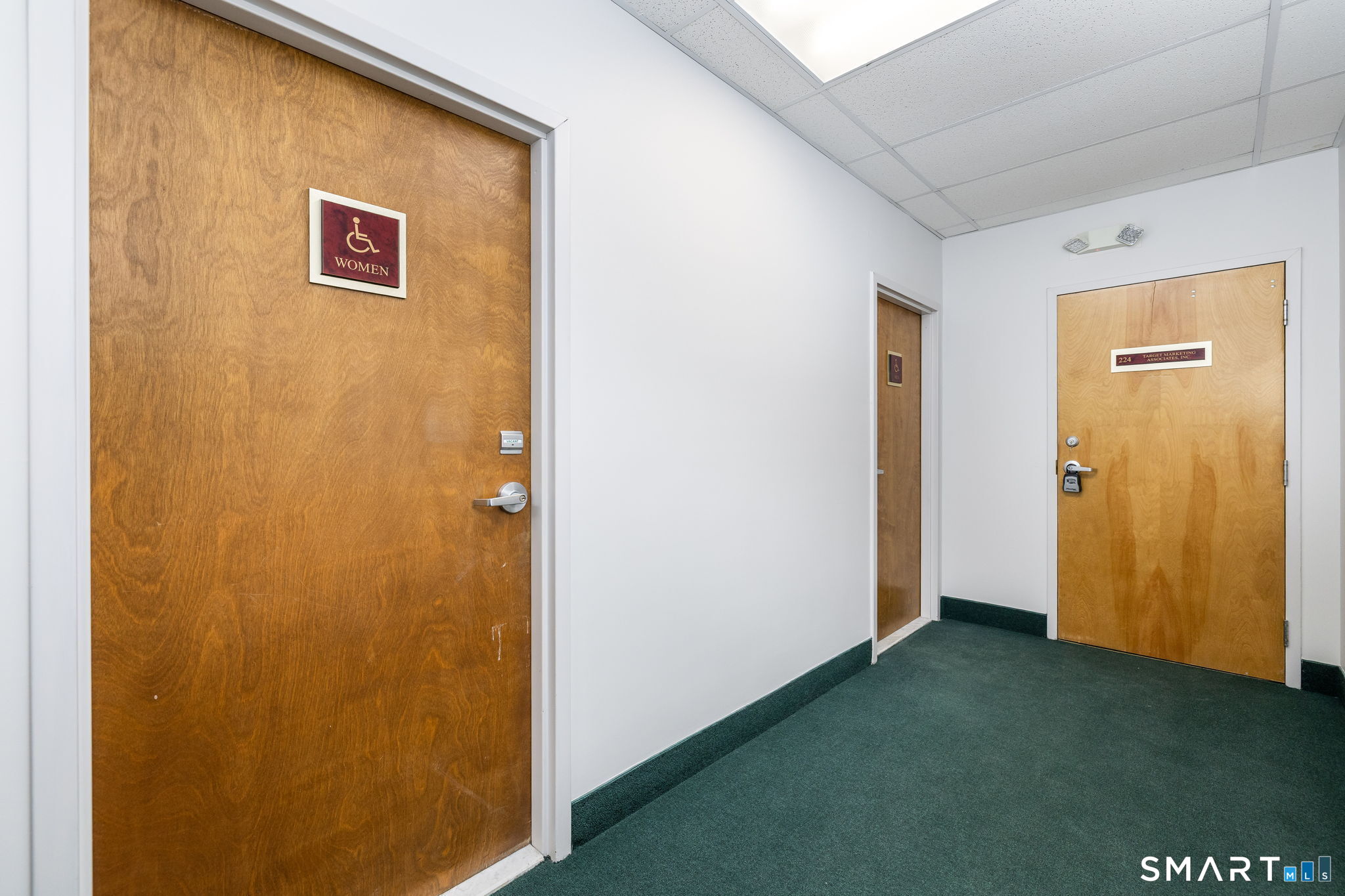 35 Cold Spring Road STE 224