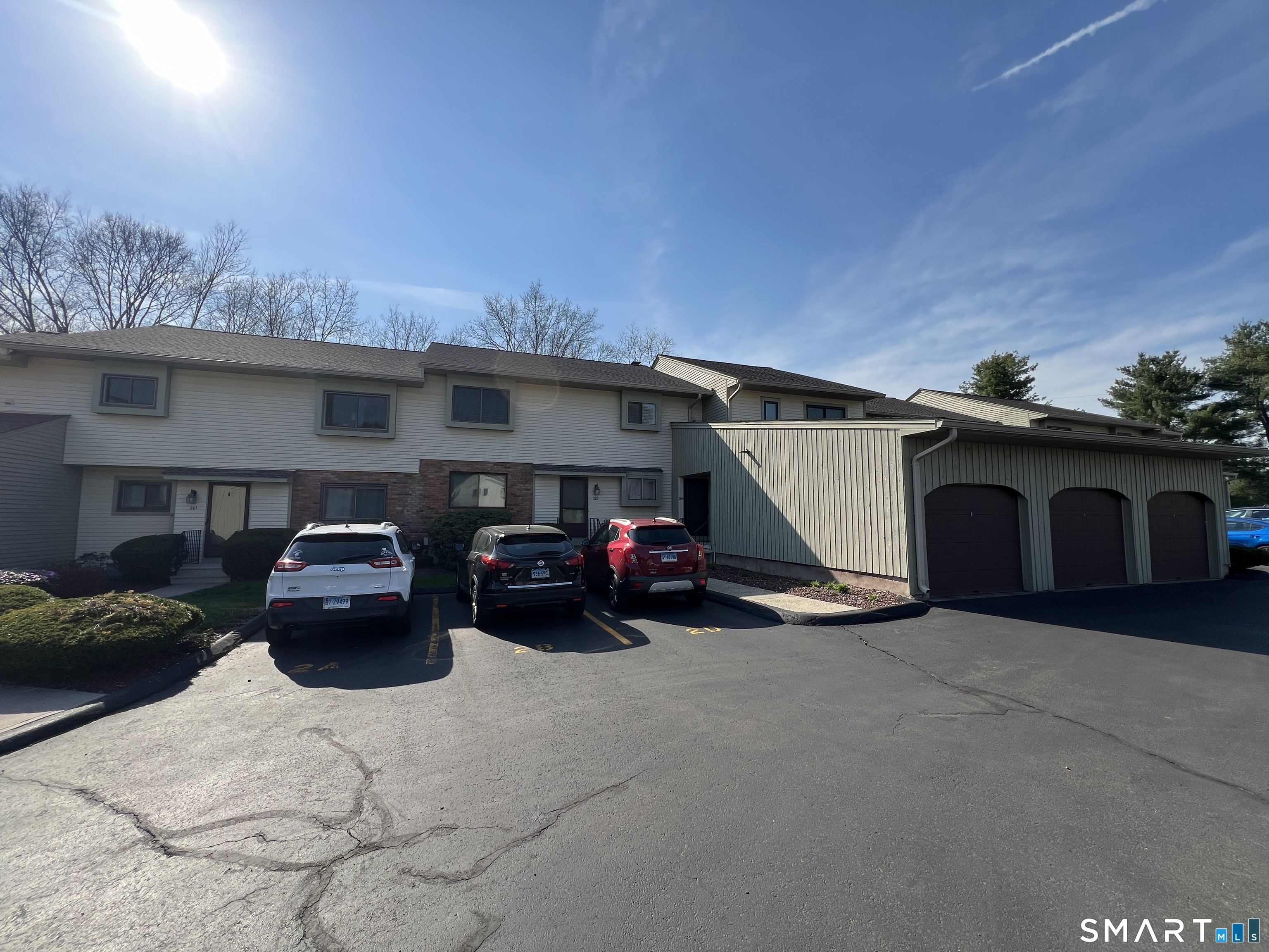 204 Summer Hill Drive 204