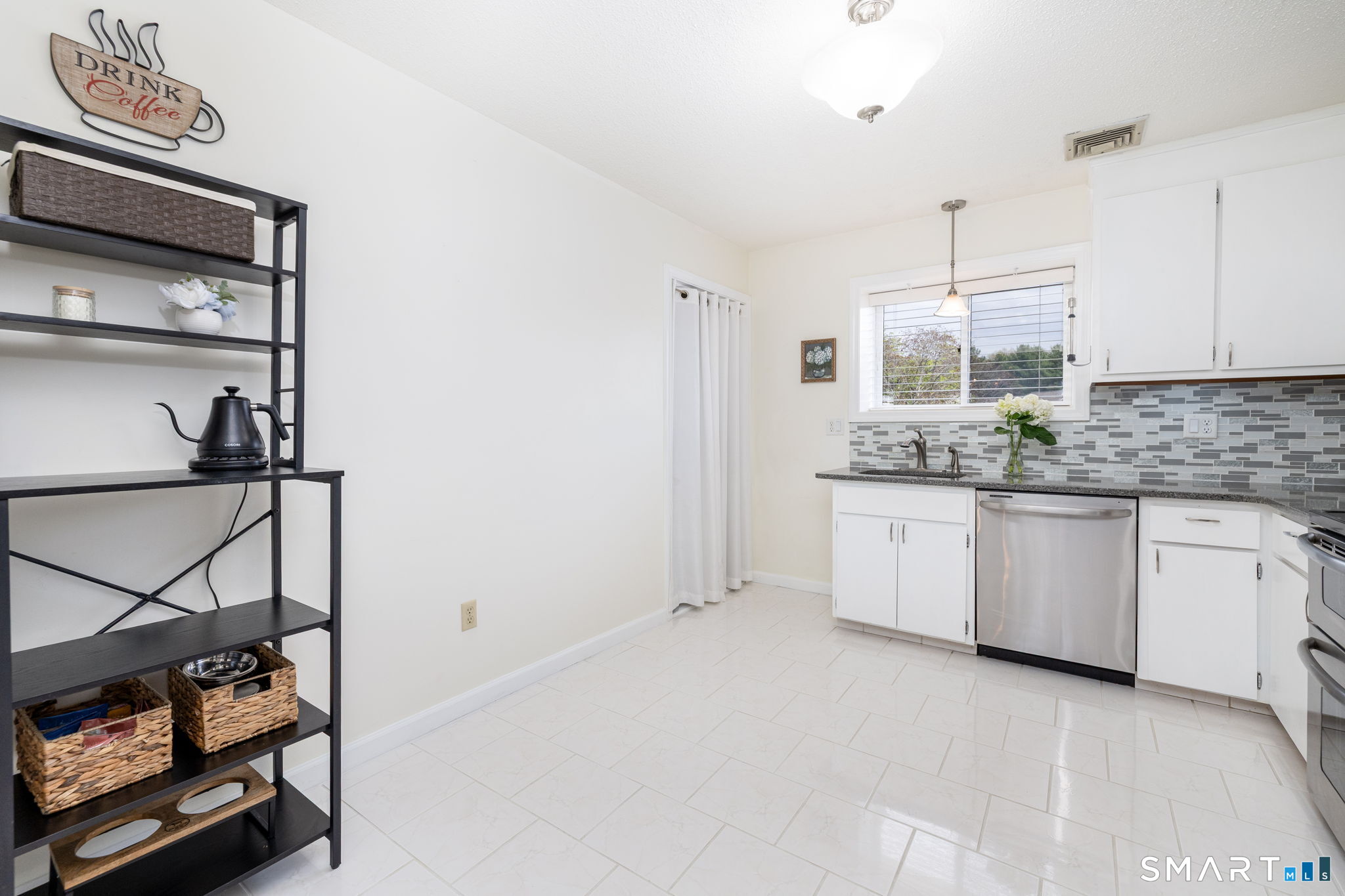 204 Summer Hill Drive 204