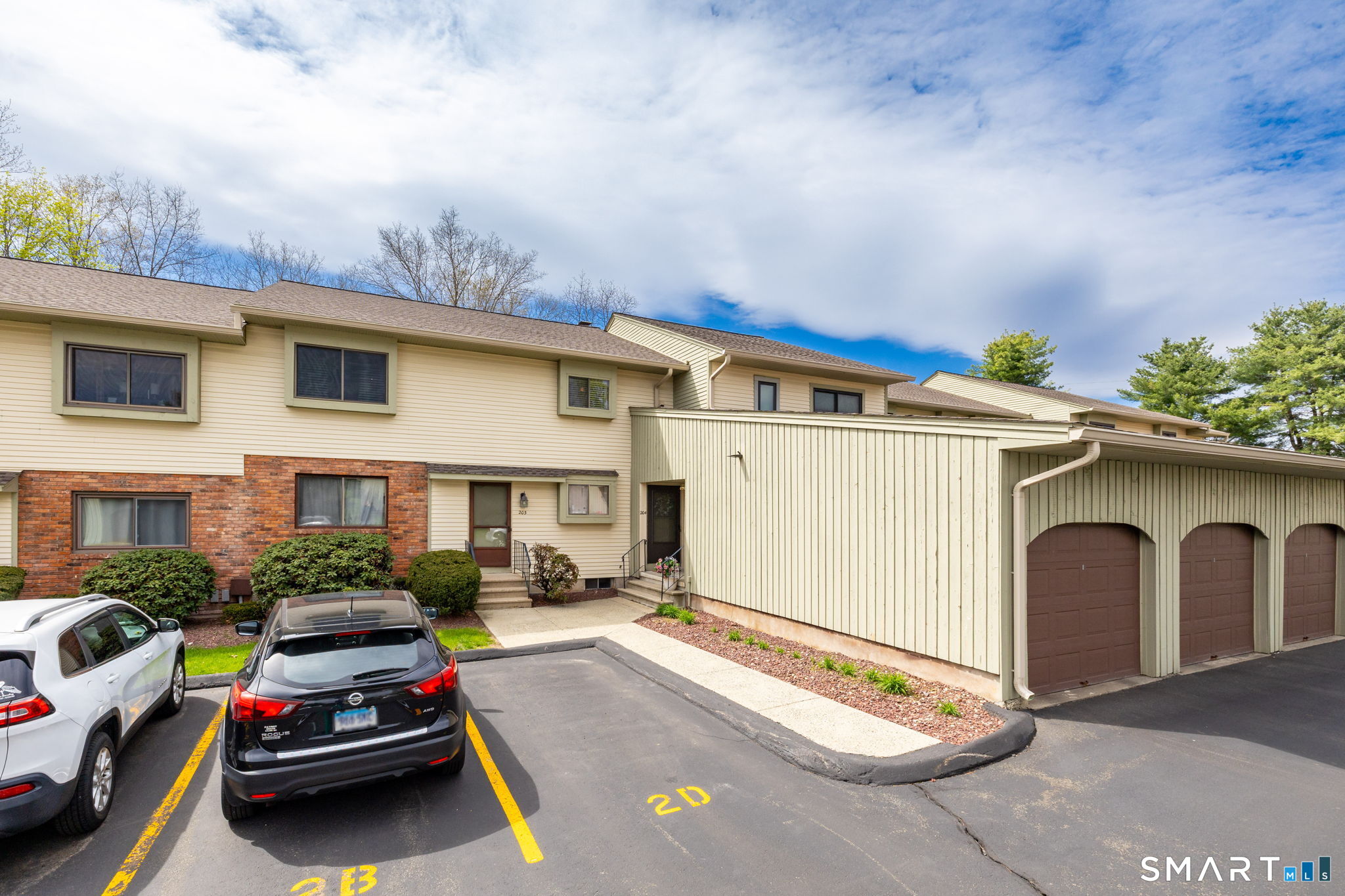 204 Summer Hill Drive 204