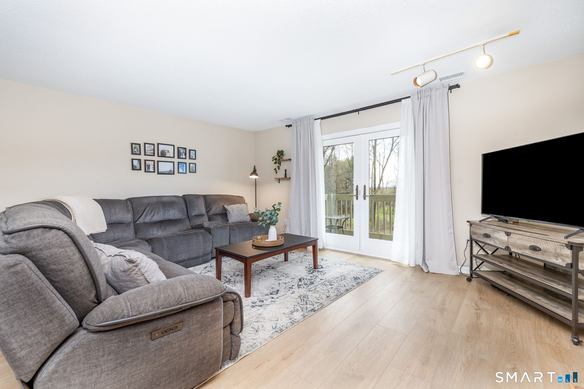 204 Summer Hill Drive 204
