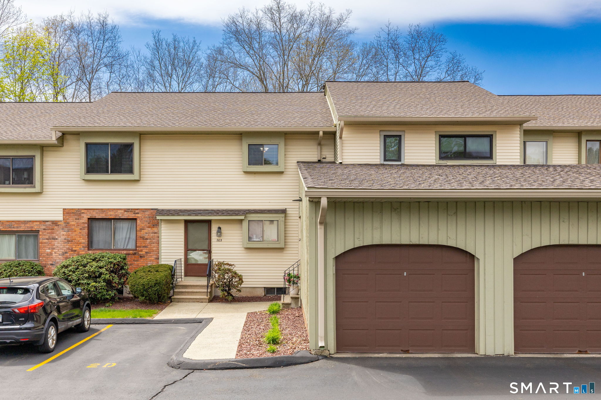 204 Summer Hill Drive 204