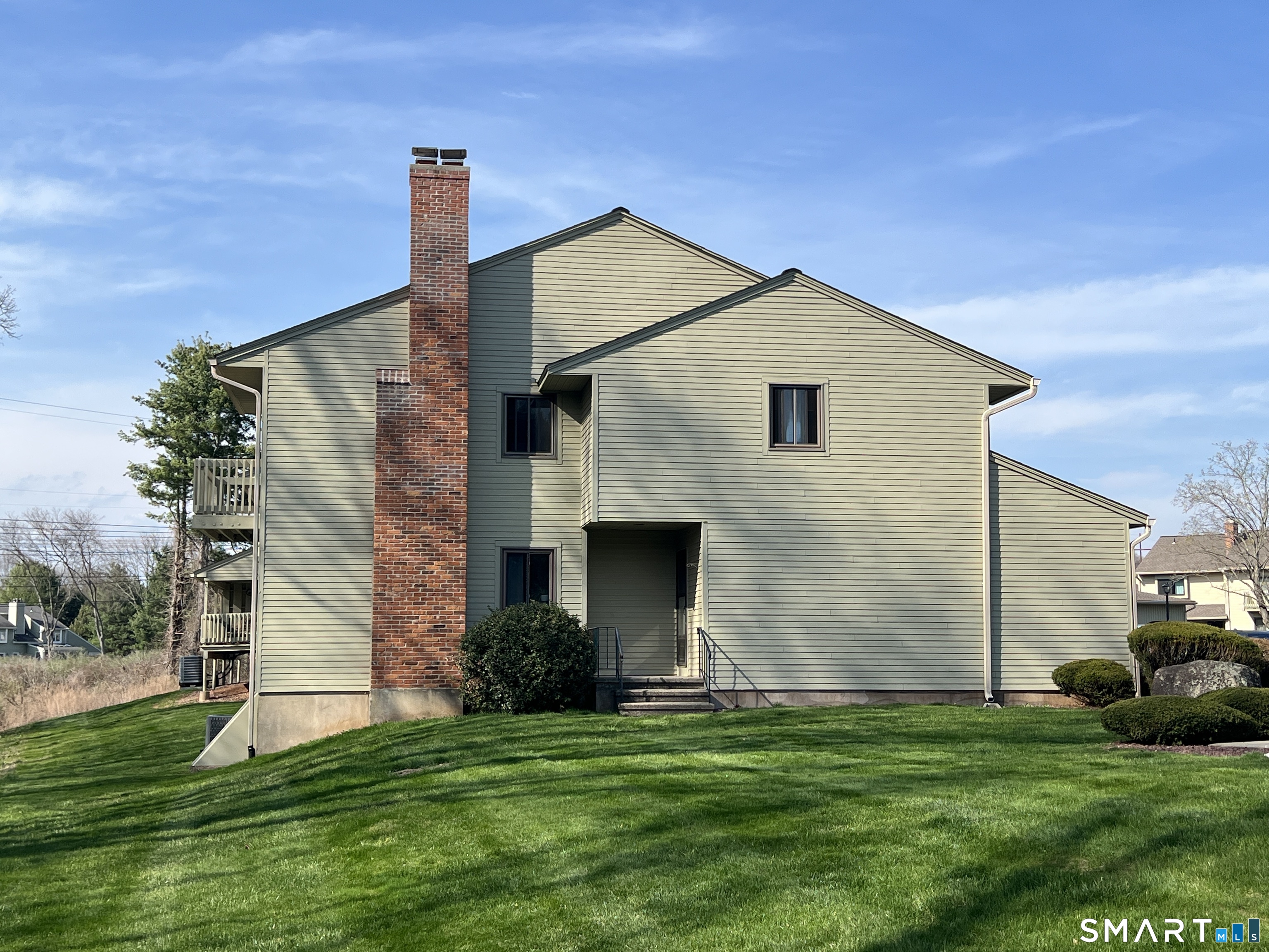 204 Summer Hill Drive 204