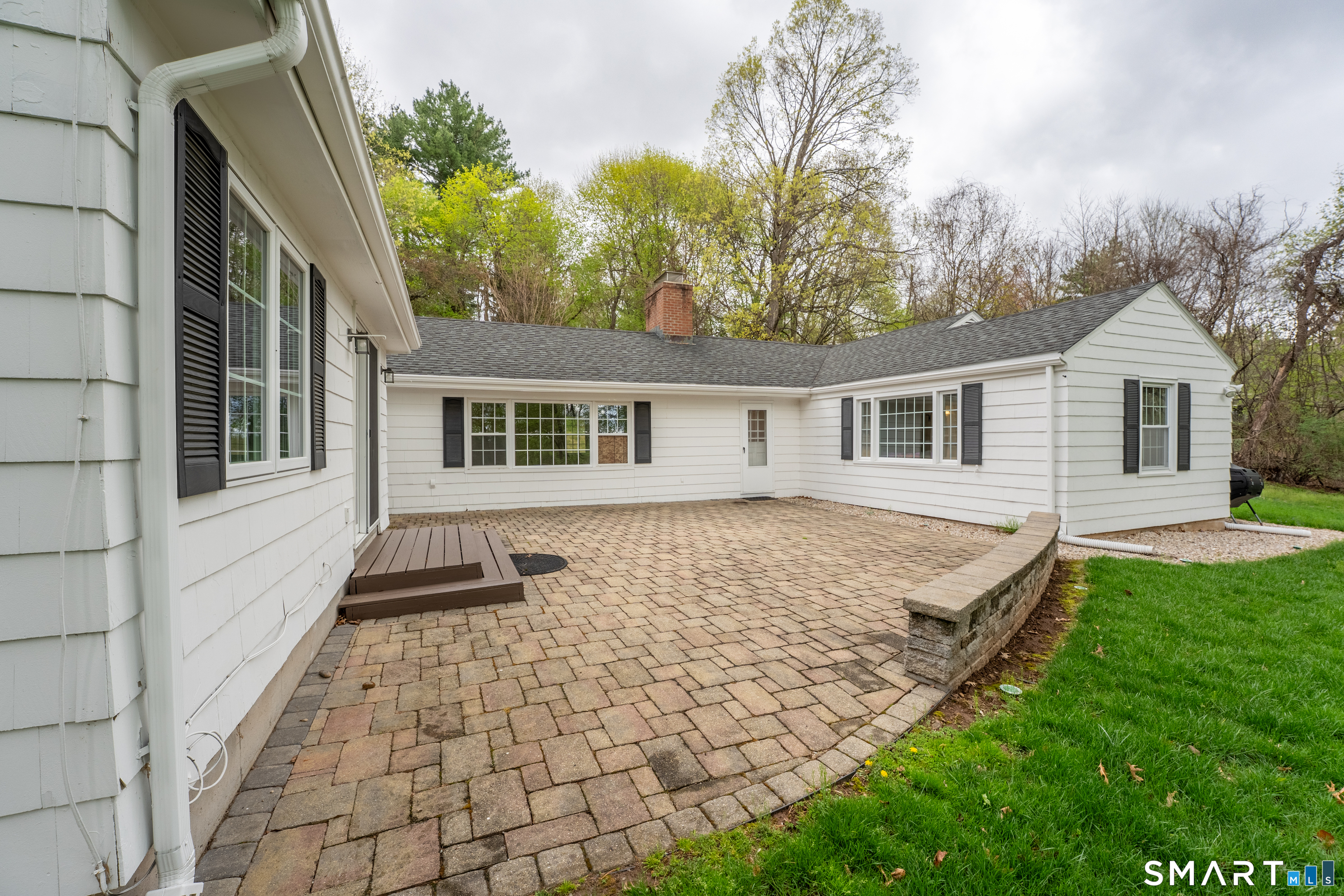 30 Hillsboro Drive