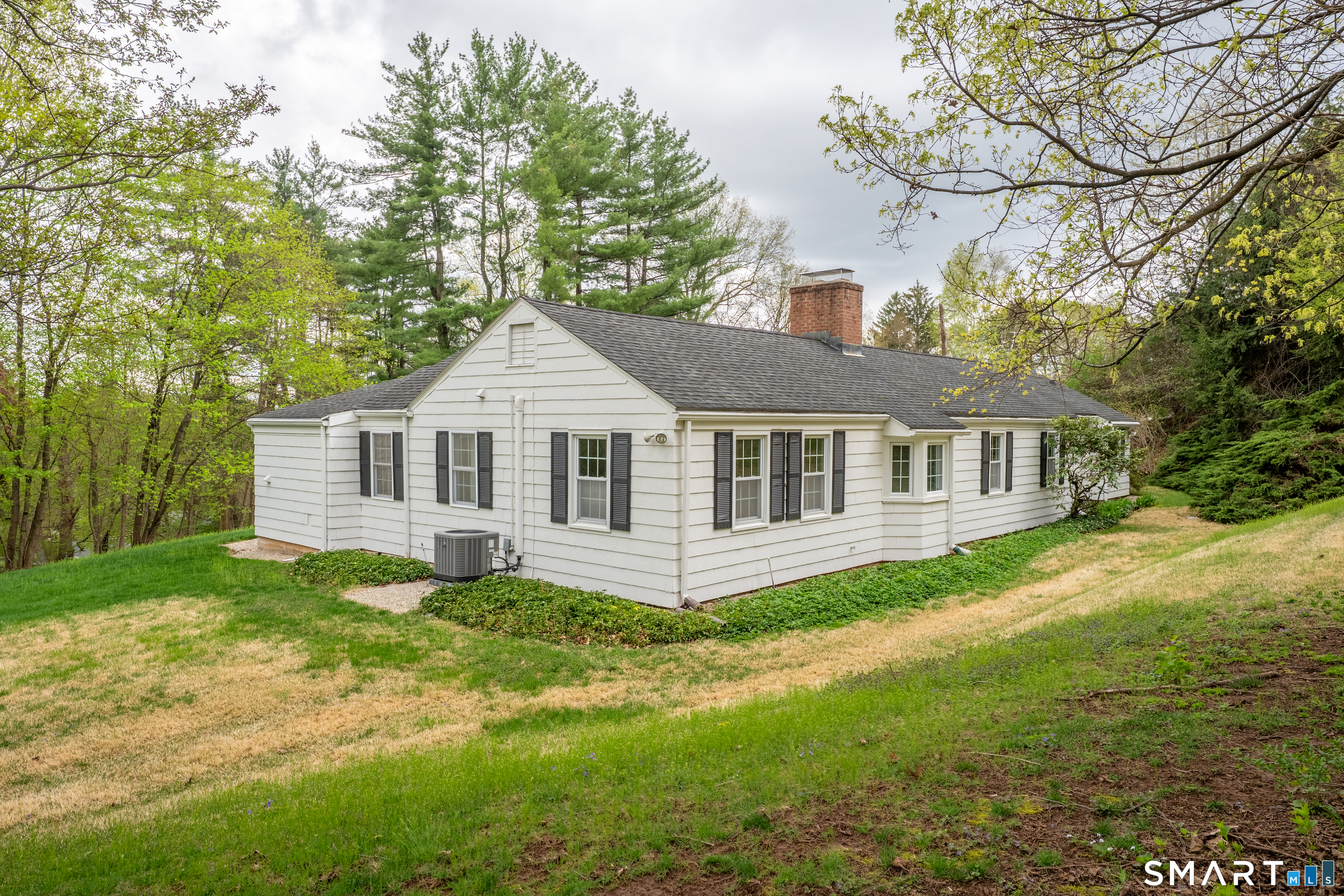30 Hillsboro Drive