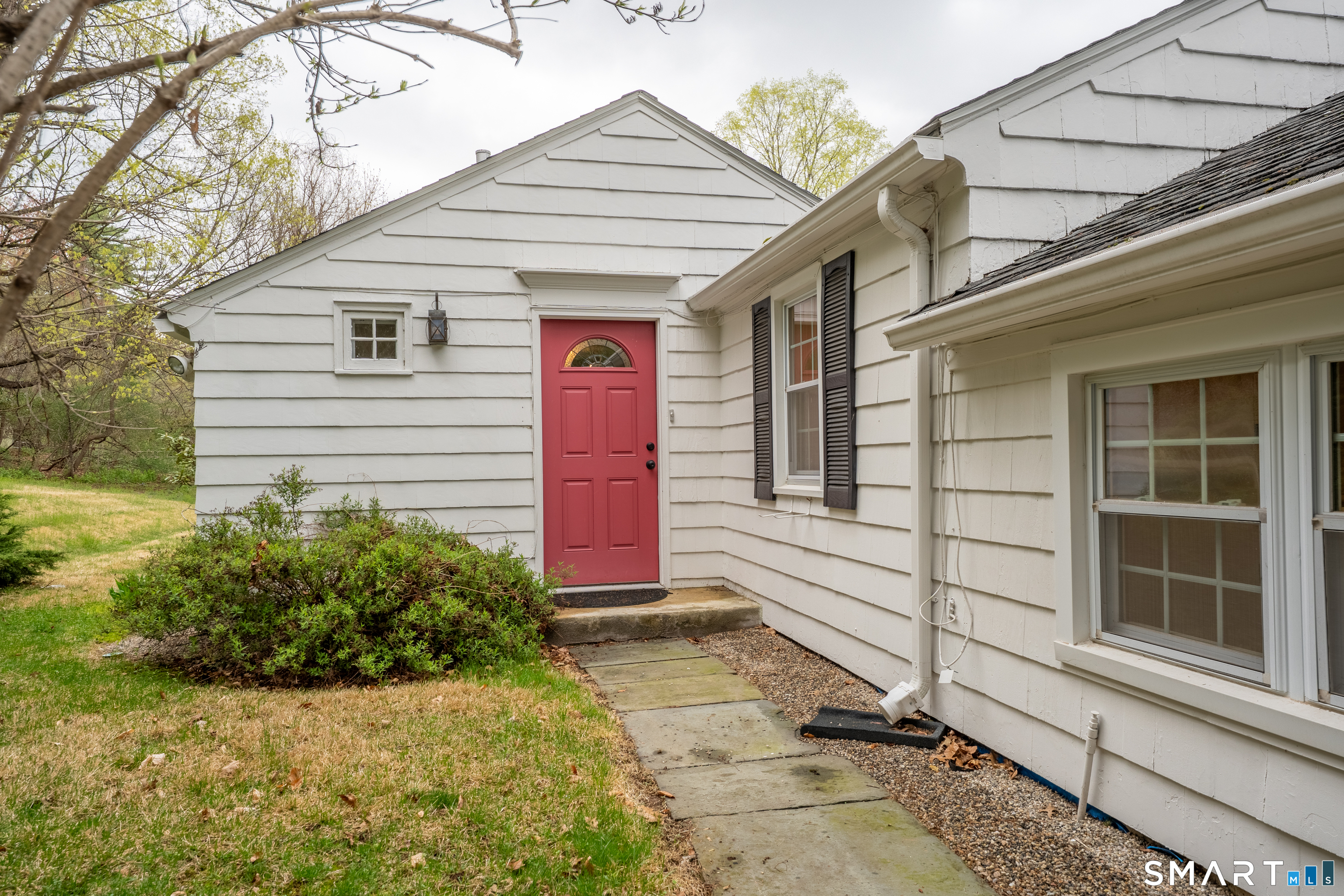 30 Hillsboro Drive