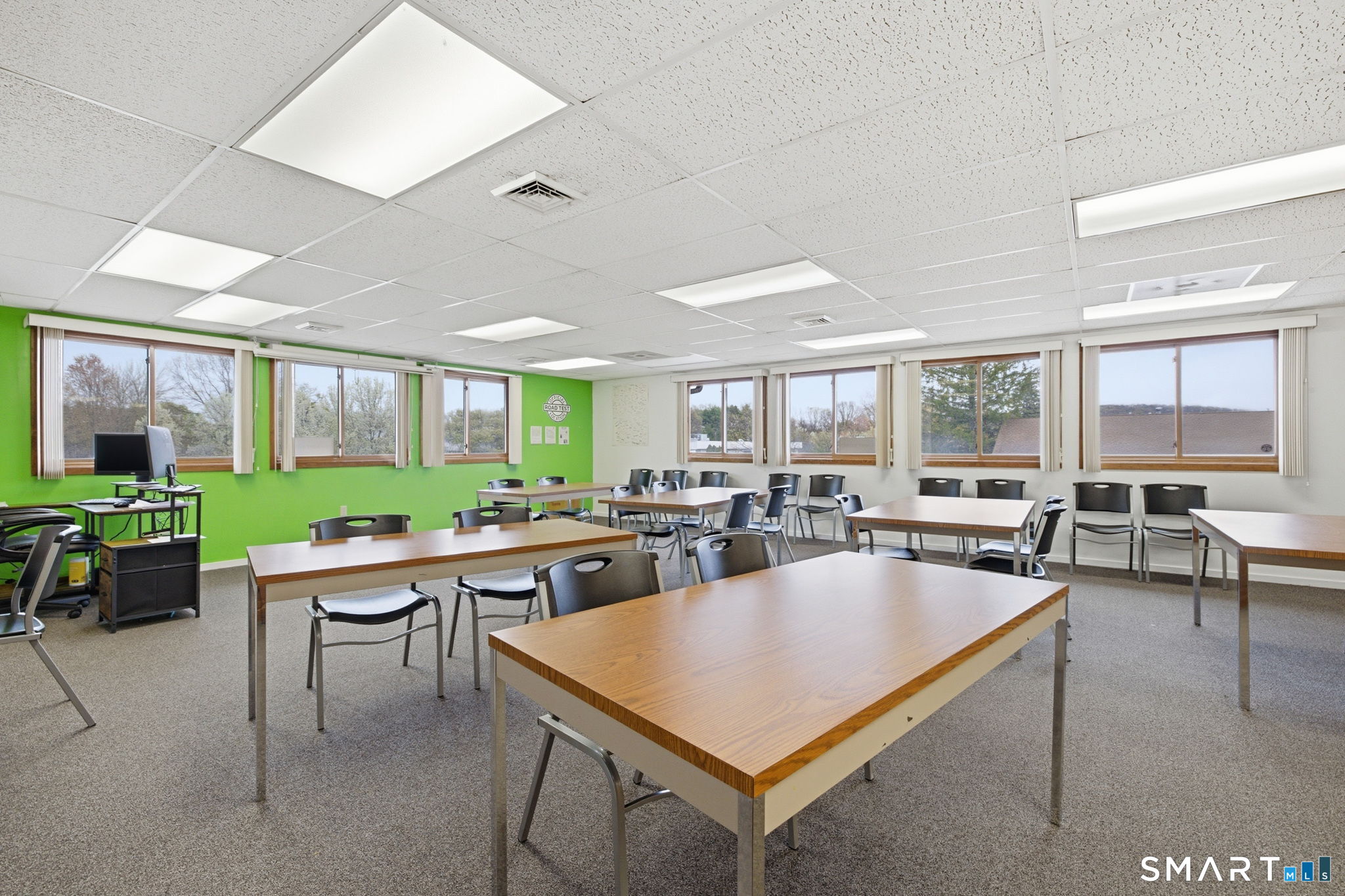 160 Oak Street 1H