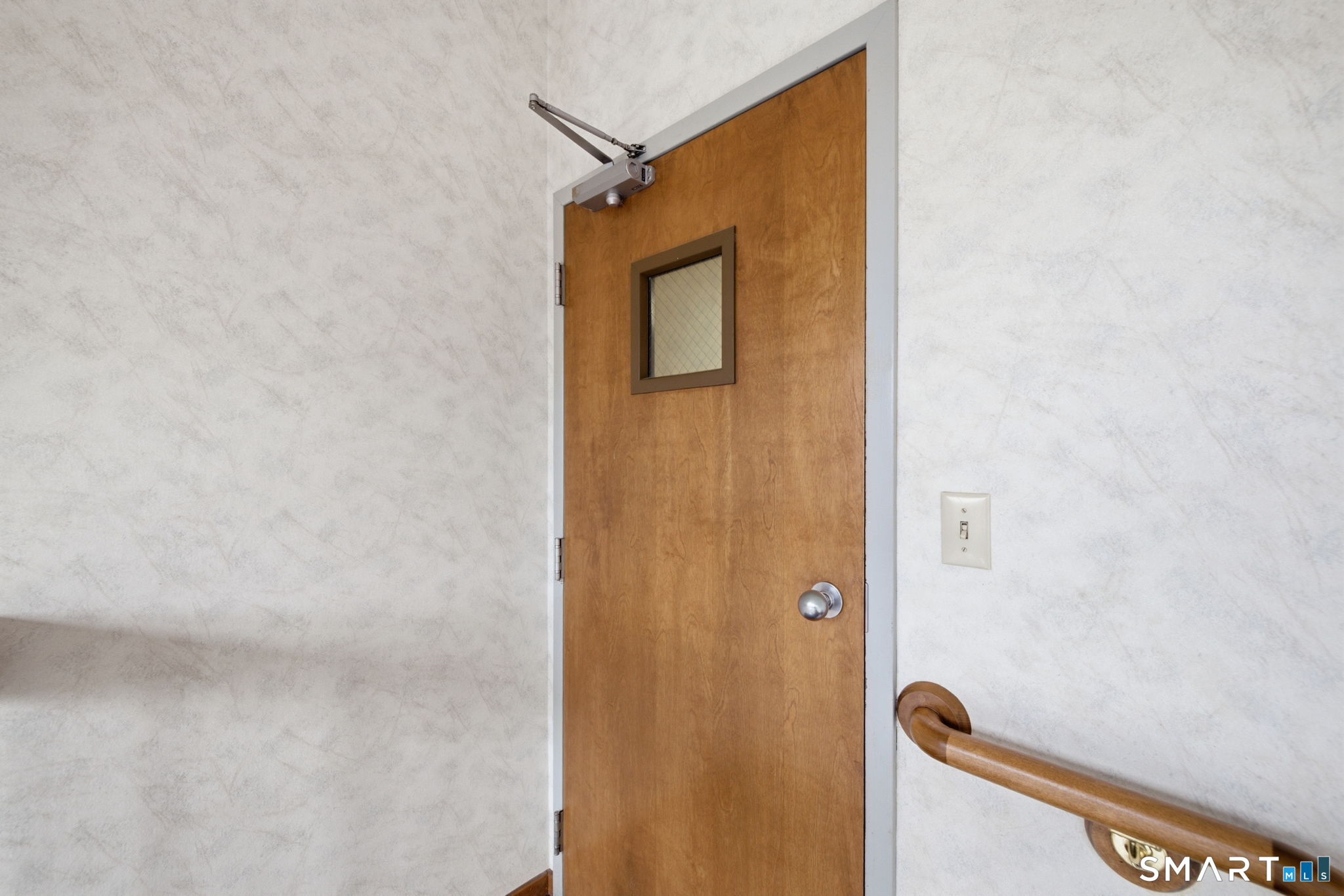 160 Oak Street 1H