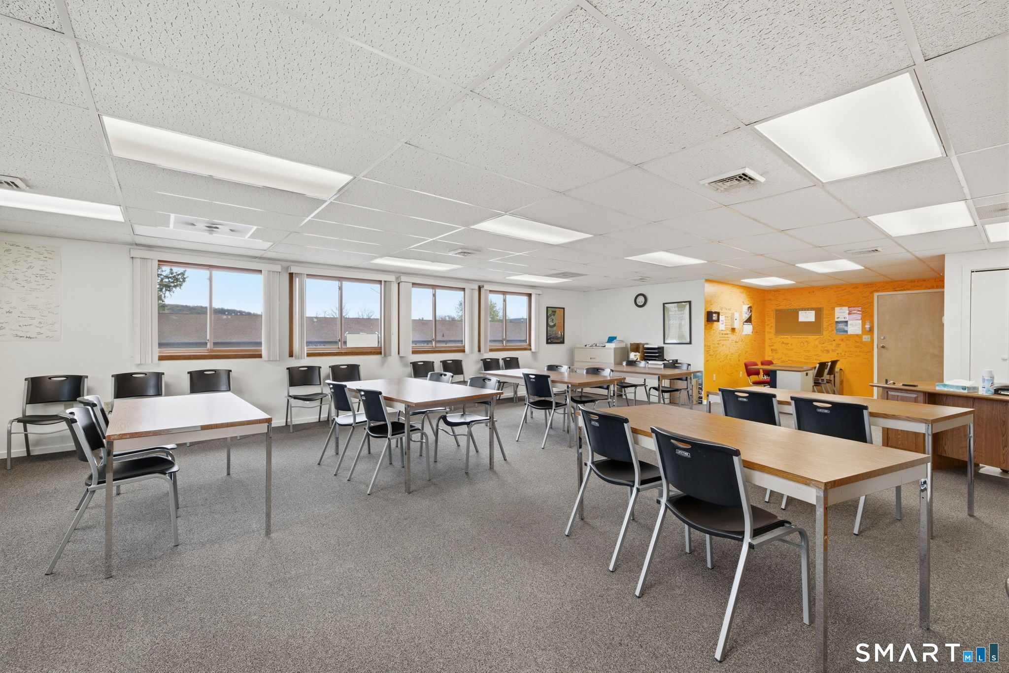 160 Oak Street 1H