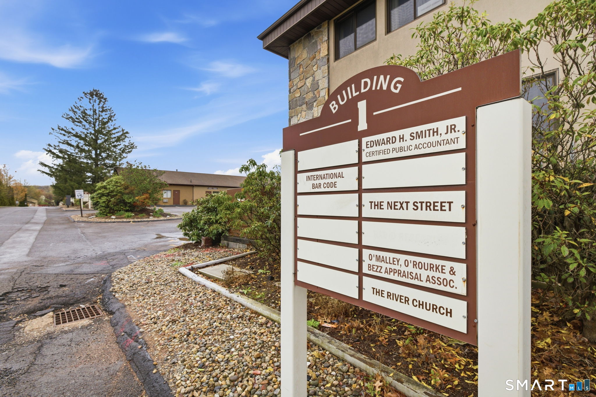 160 Oak Street 1H