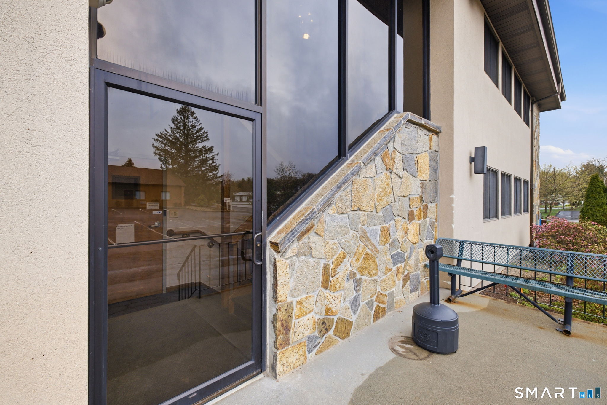 160 Oak Street 1H