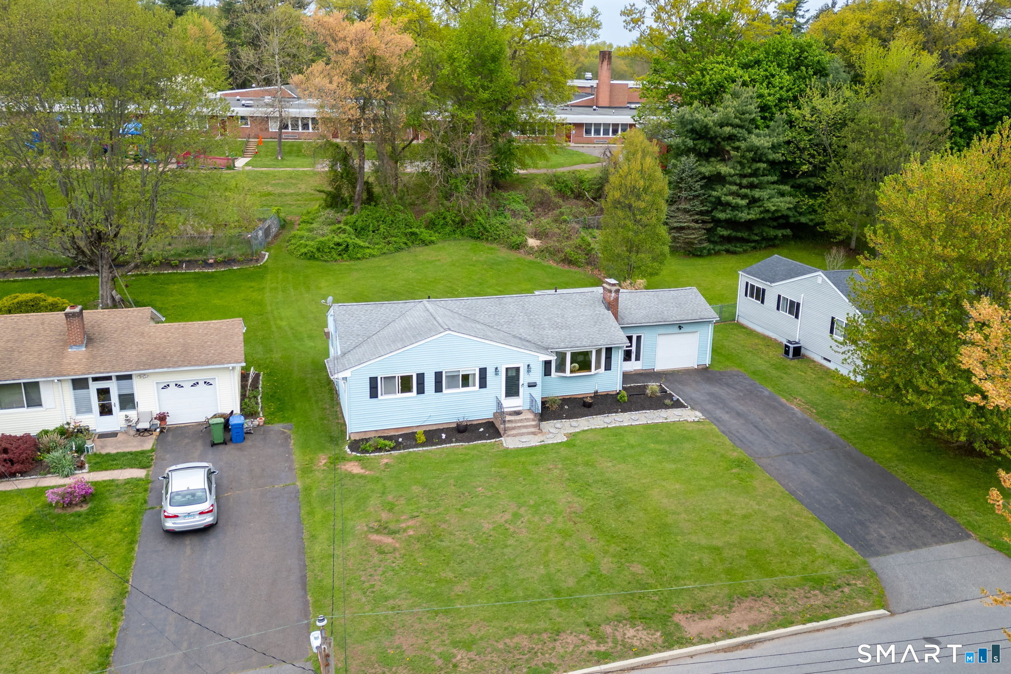 325 Barbara Road