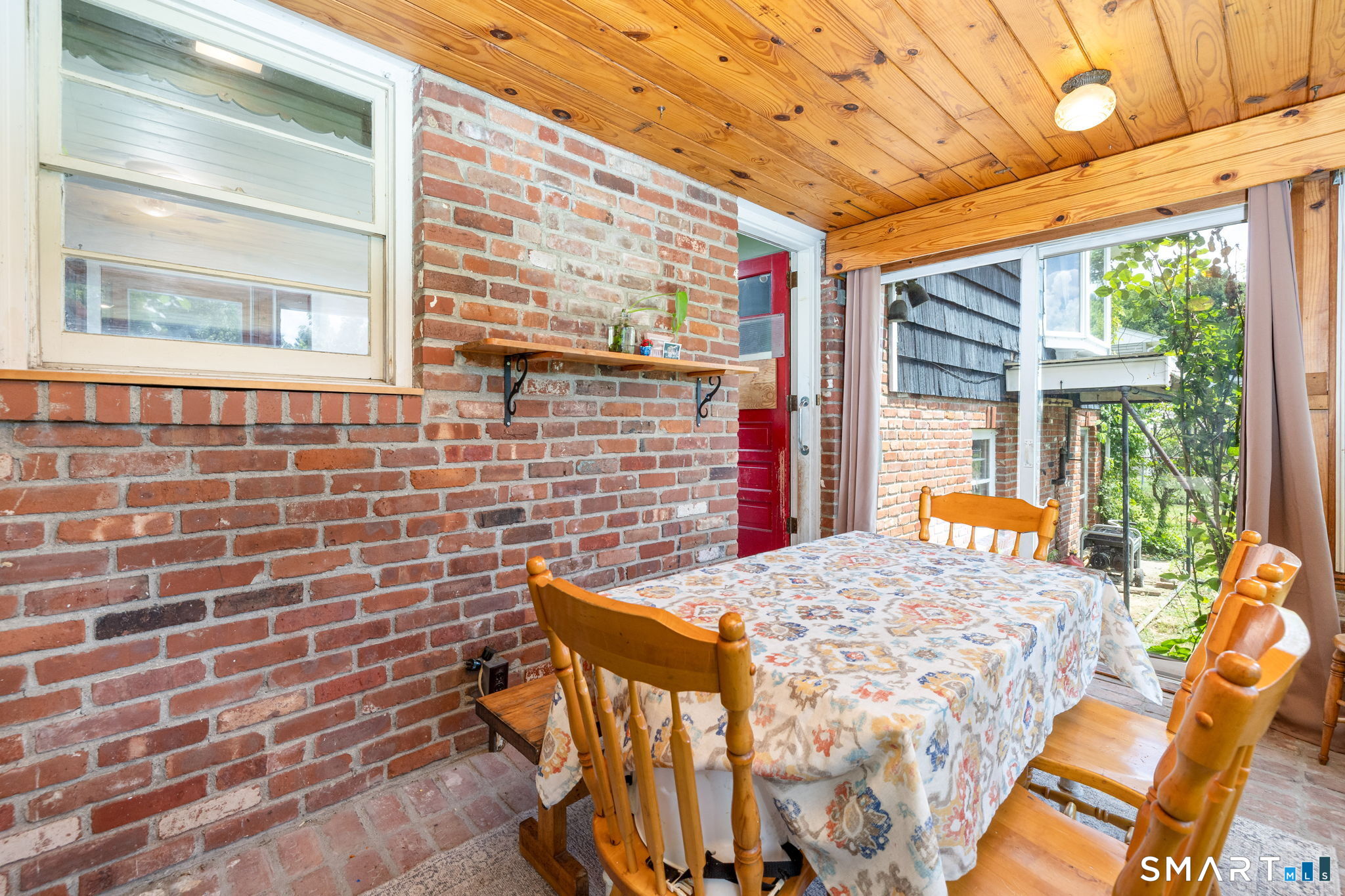 31 Ford Avenue
