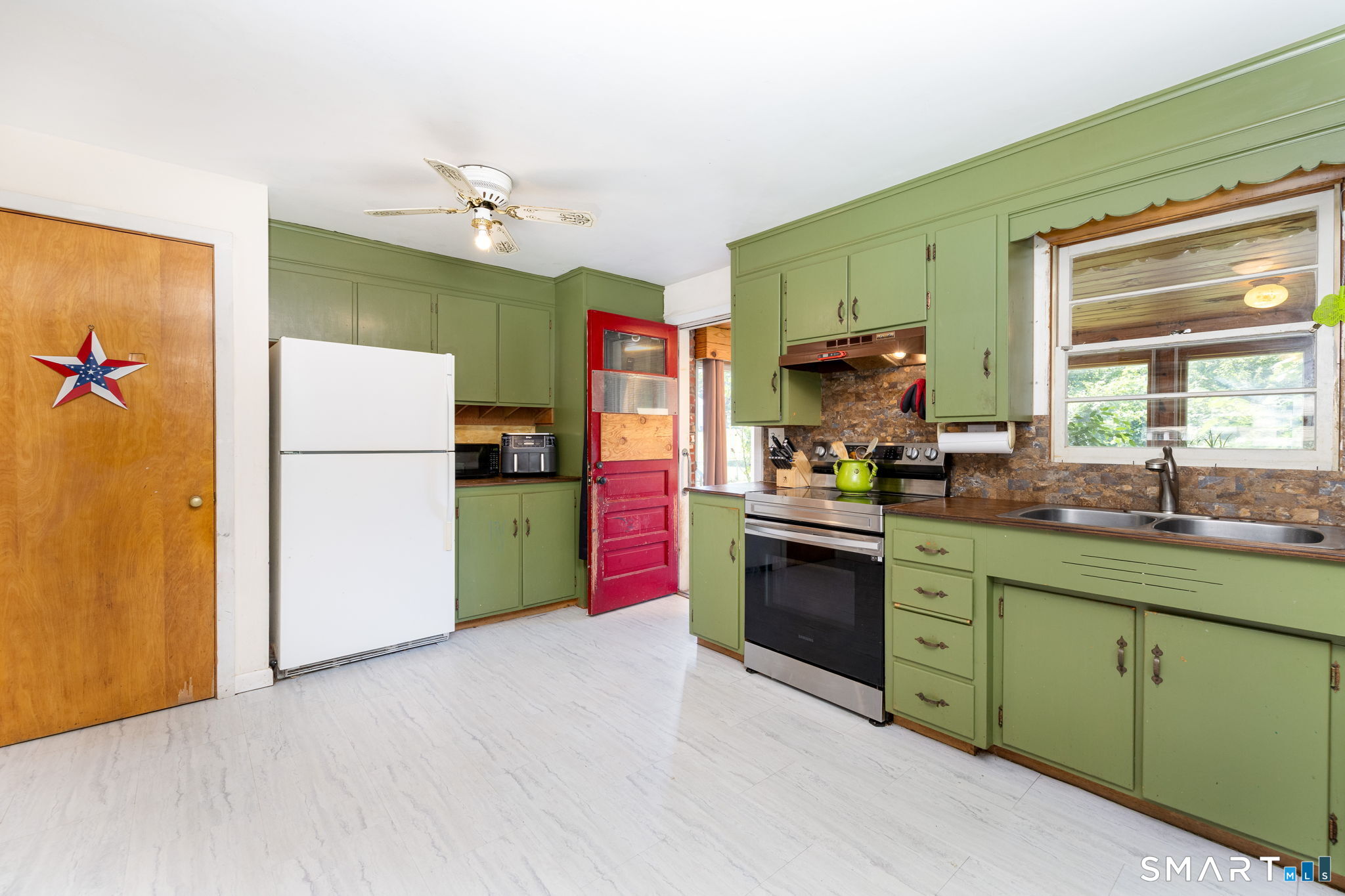 31 Ford Avenue