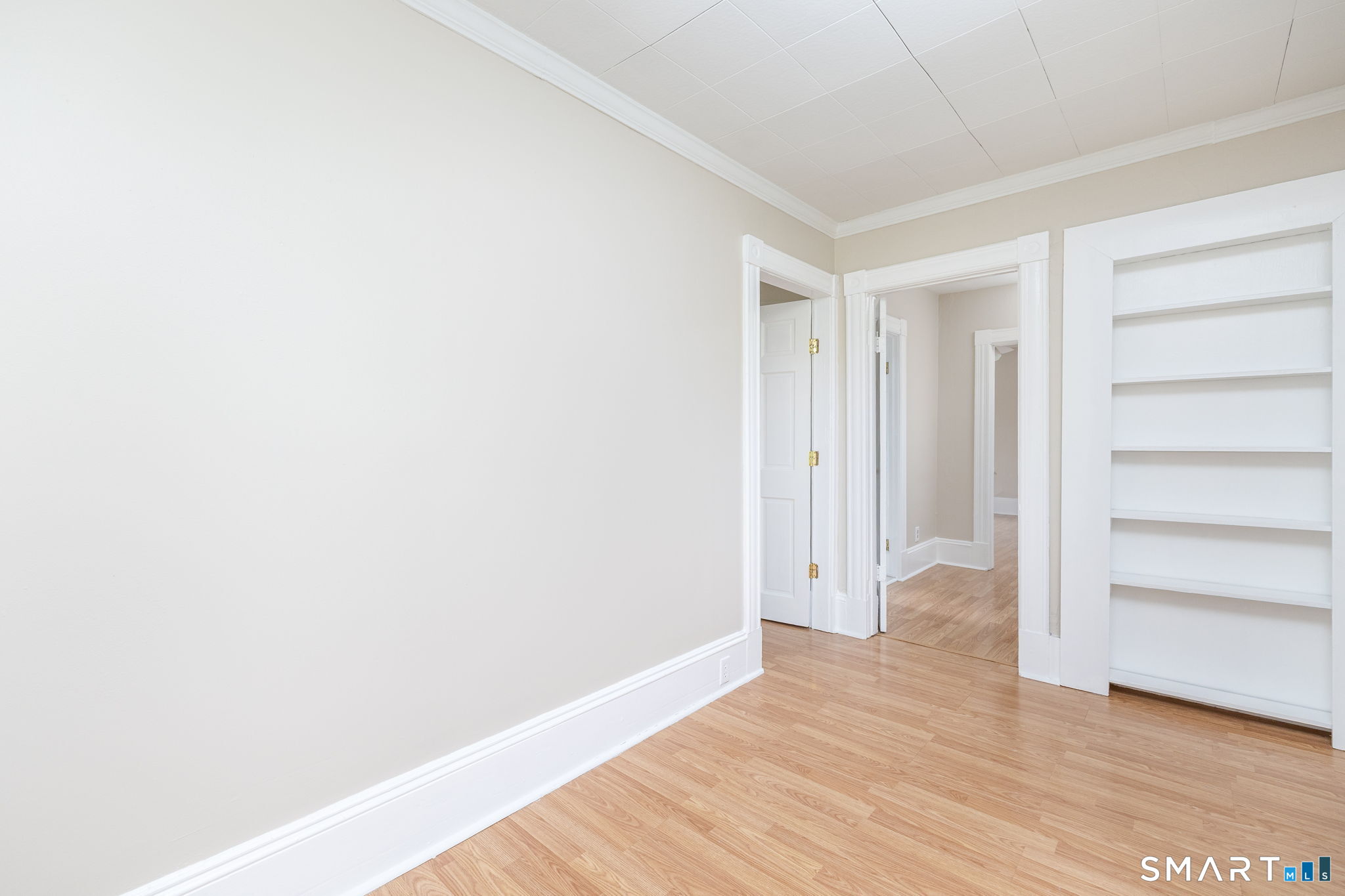 257 Tunxis Avenue