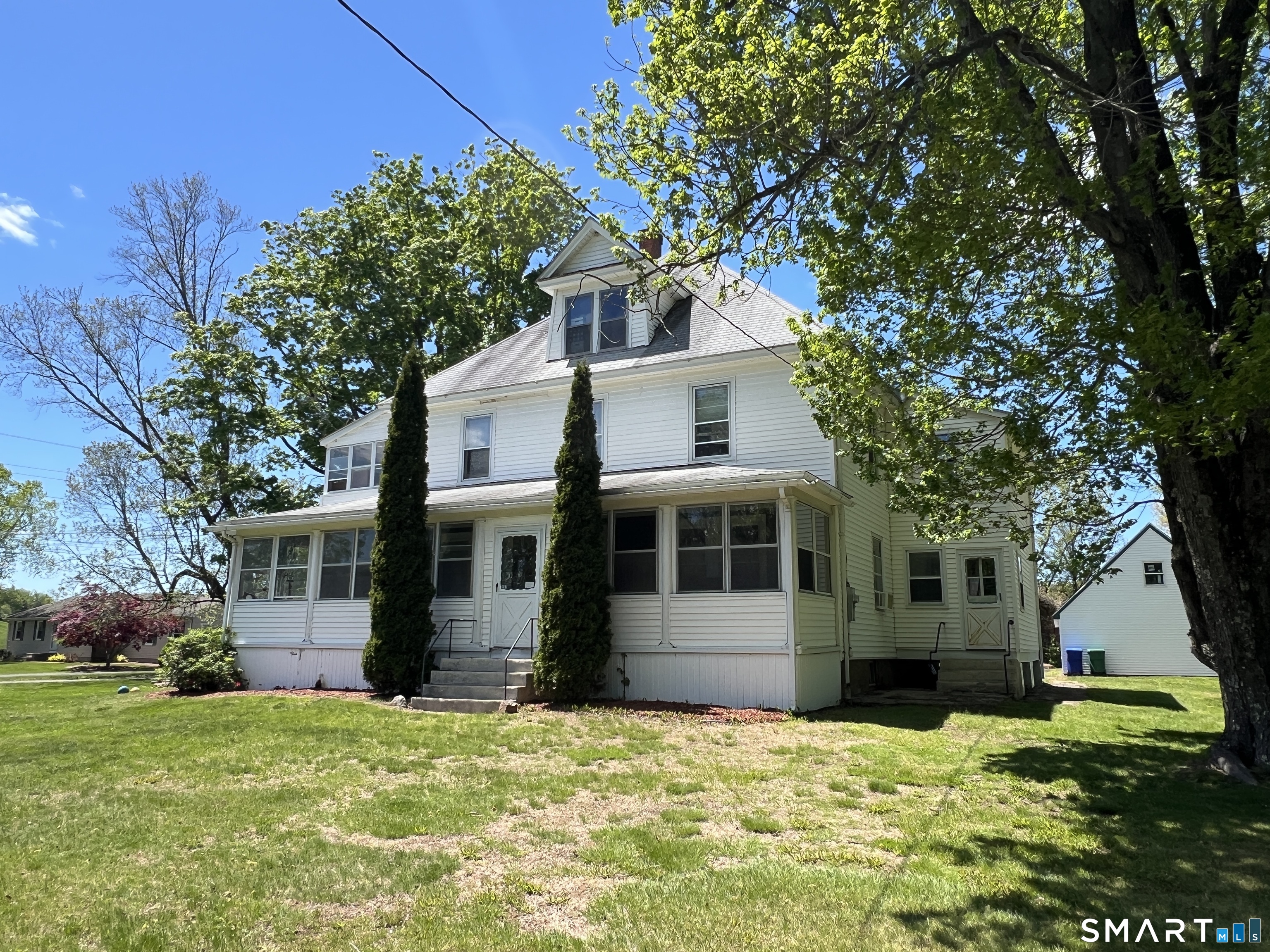 257 Tunxis Avenue