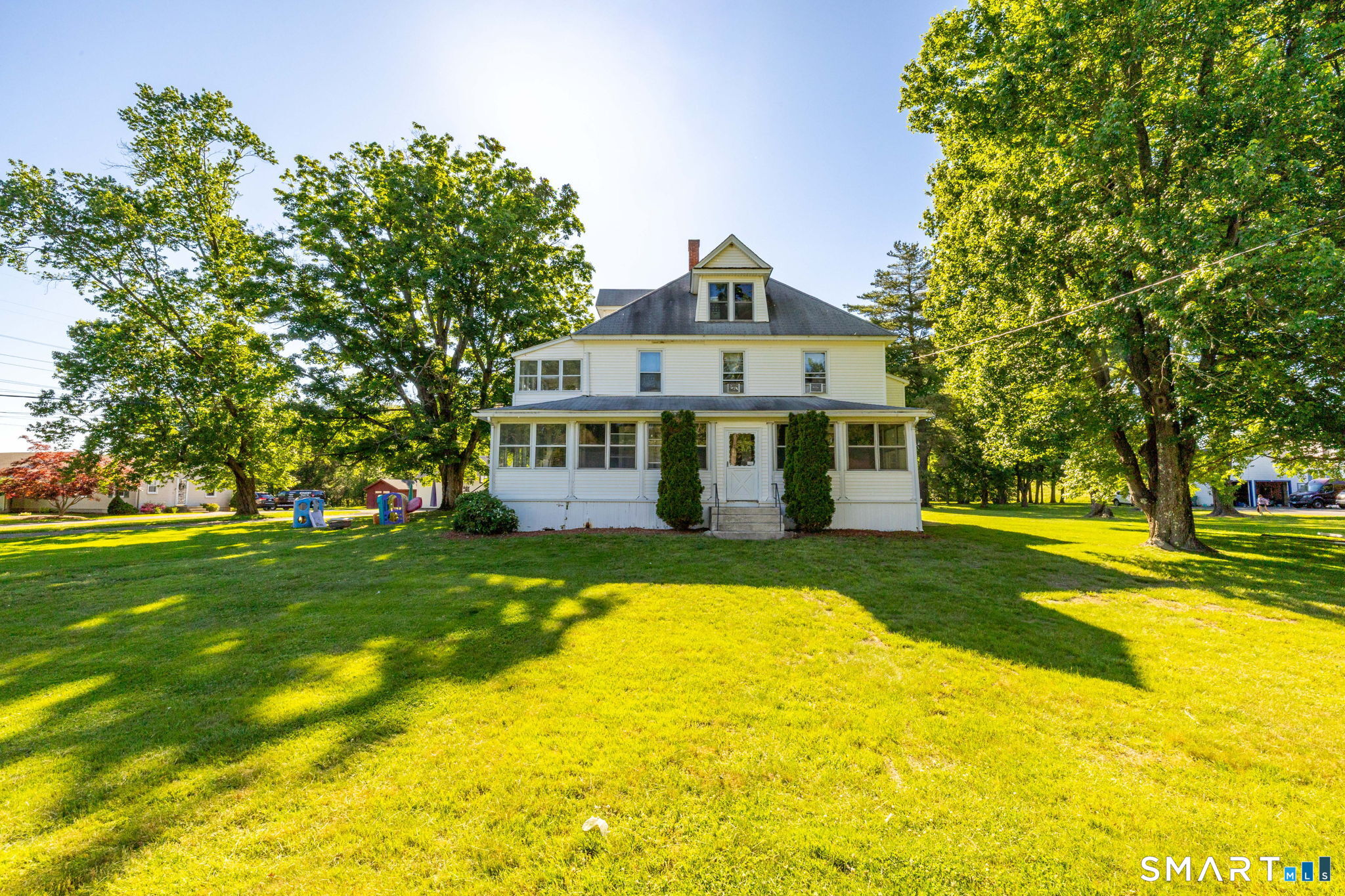 257 Tunxis Avenue