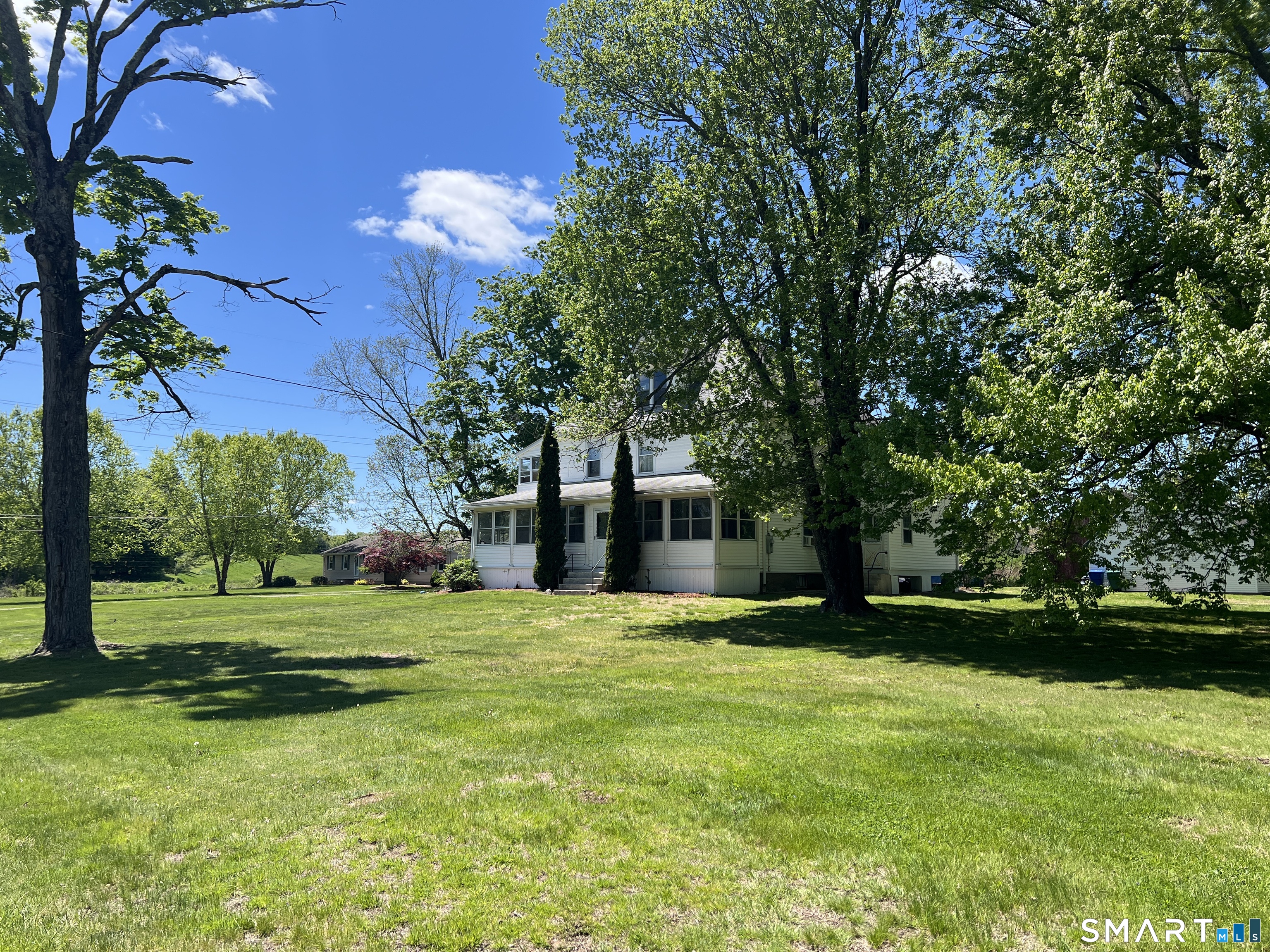 257 Tunxis Avenue
