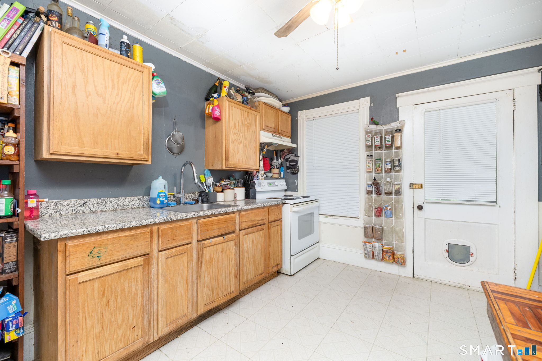 257 Tunxis Avenue