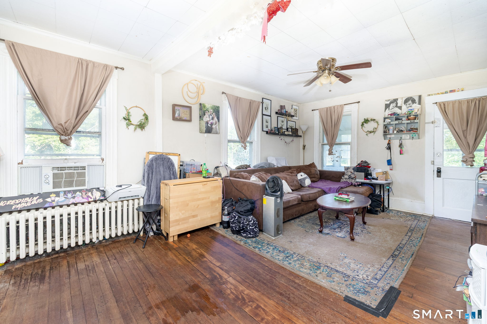 257 Tunxis Avenue