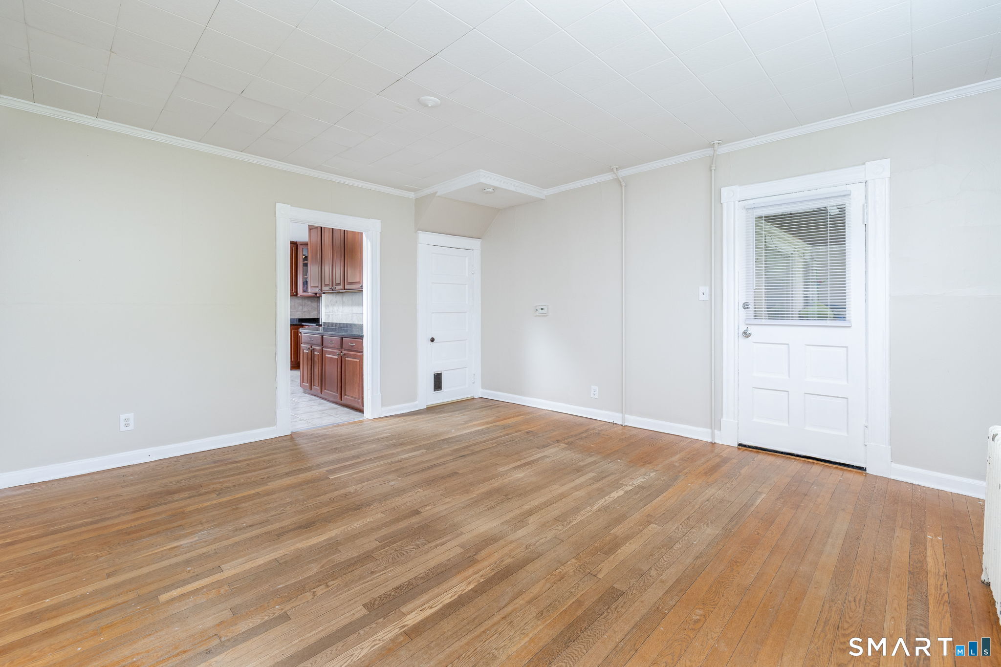257 Tunxis Avenue