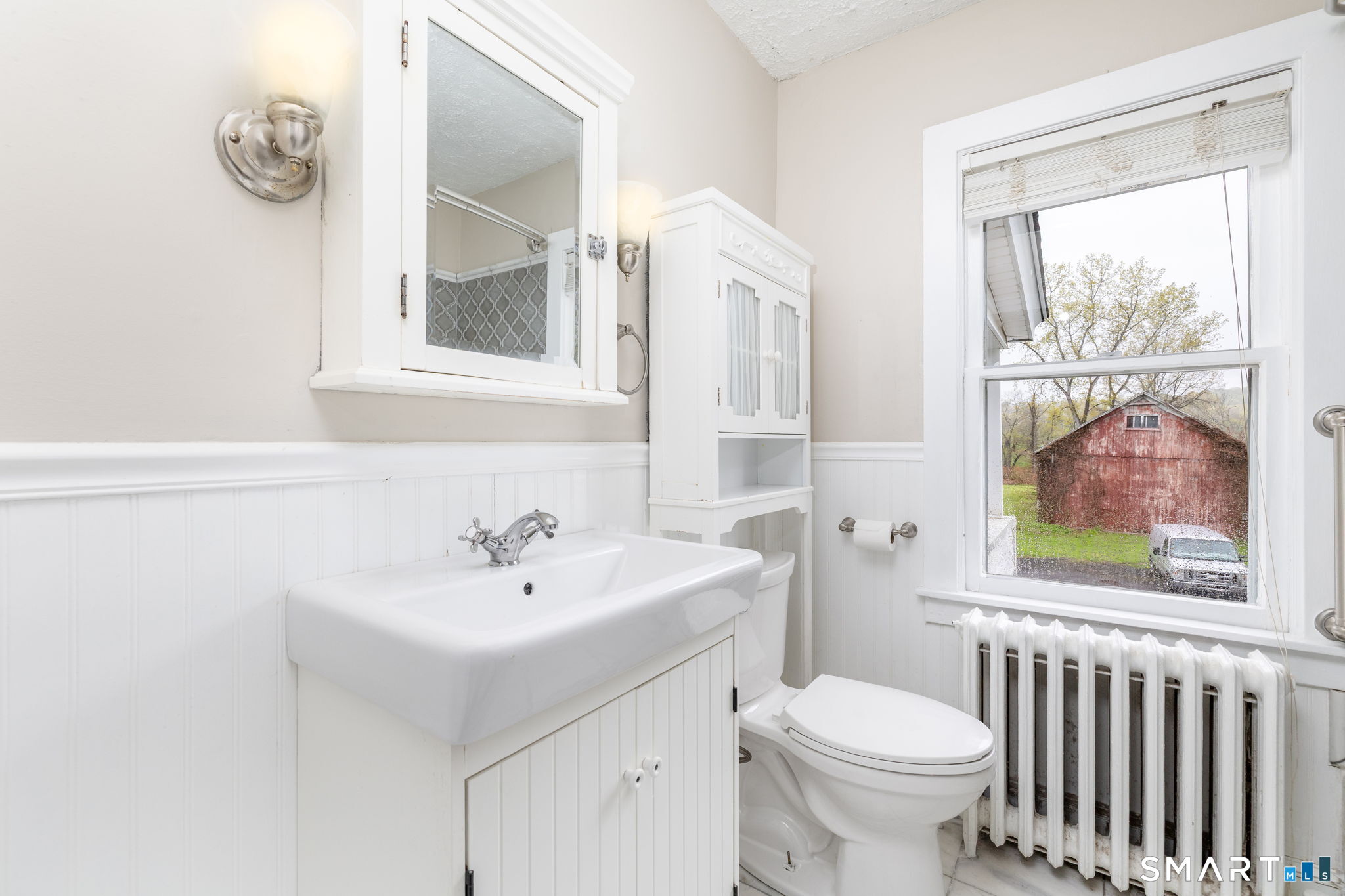 257 Tunxis Avenue