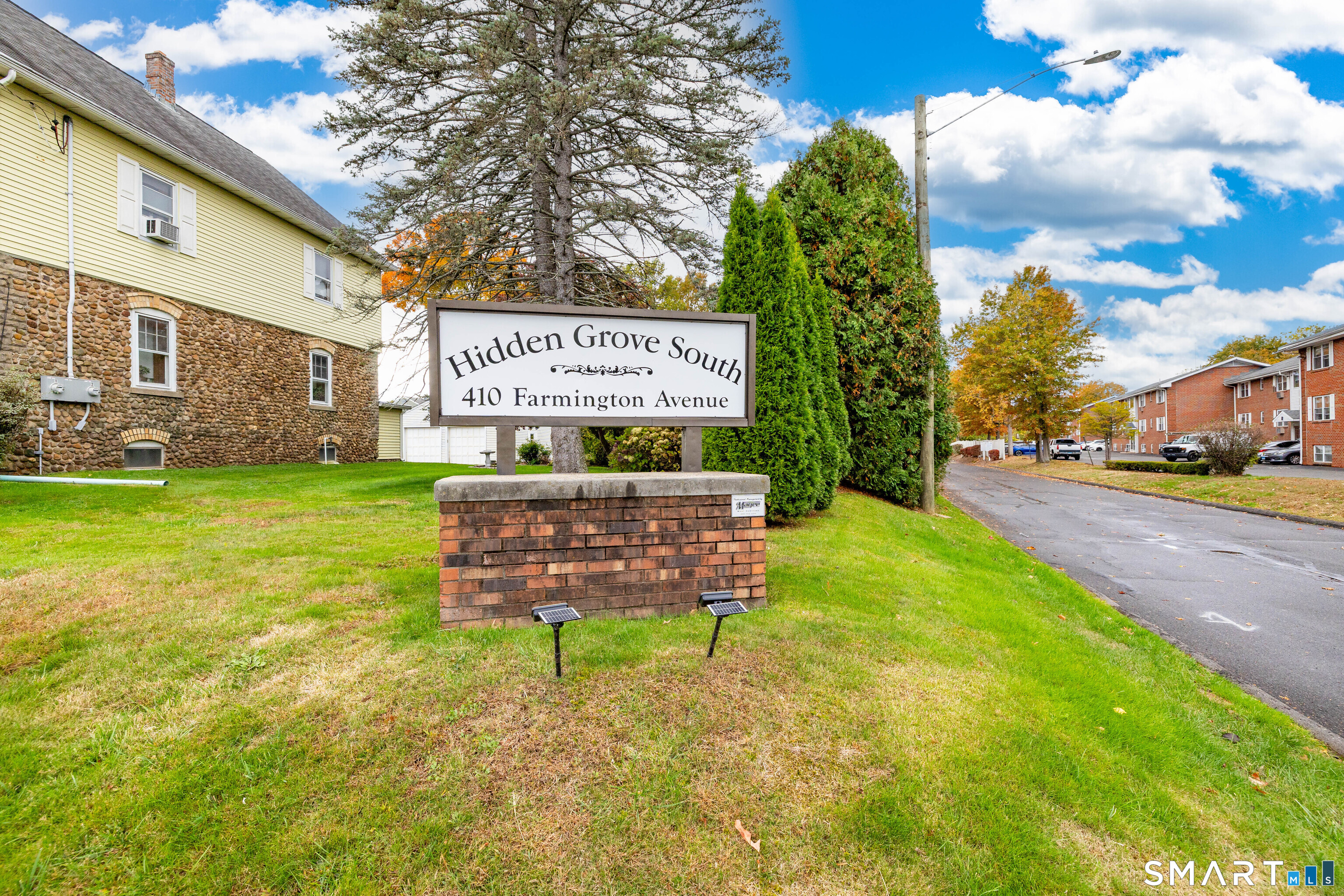 410 Farmington Avenue G6