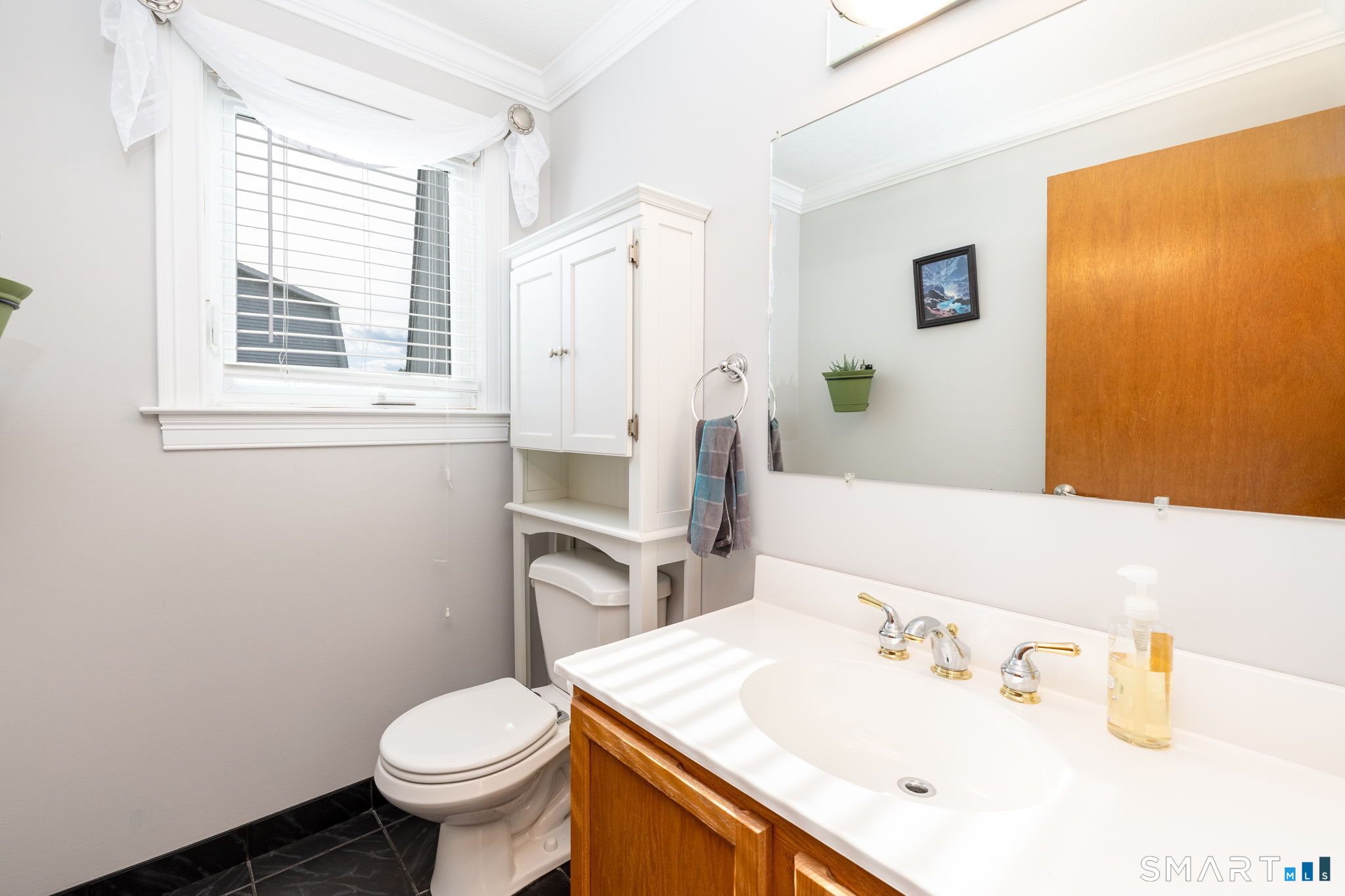 410 Farmington Avenue G6