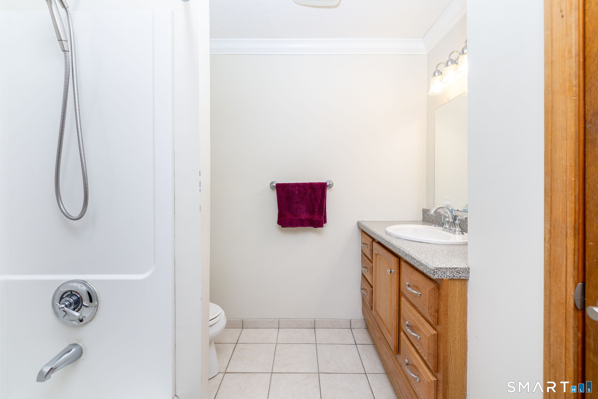410 Farmington Avenue G6