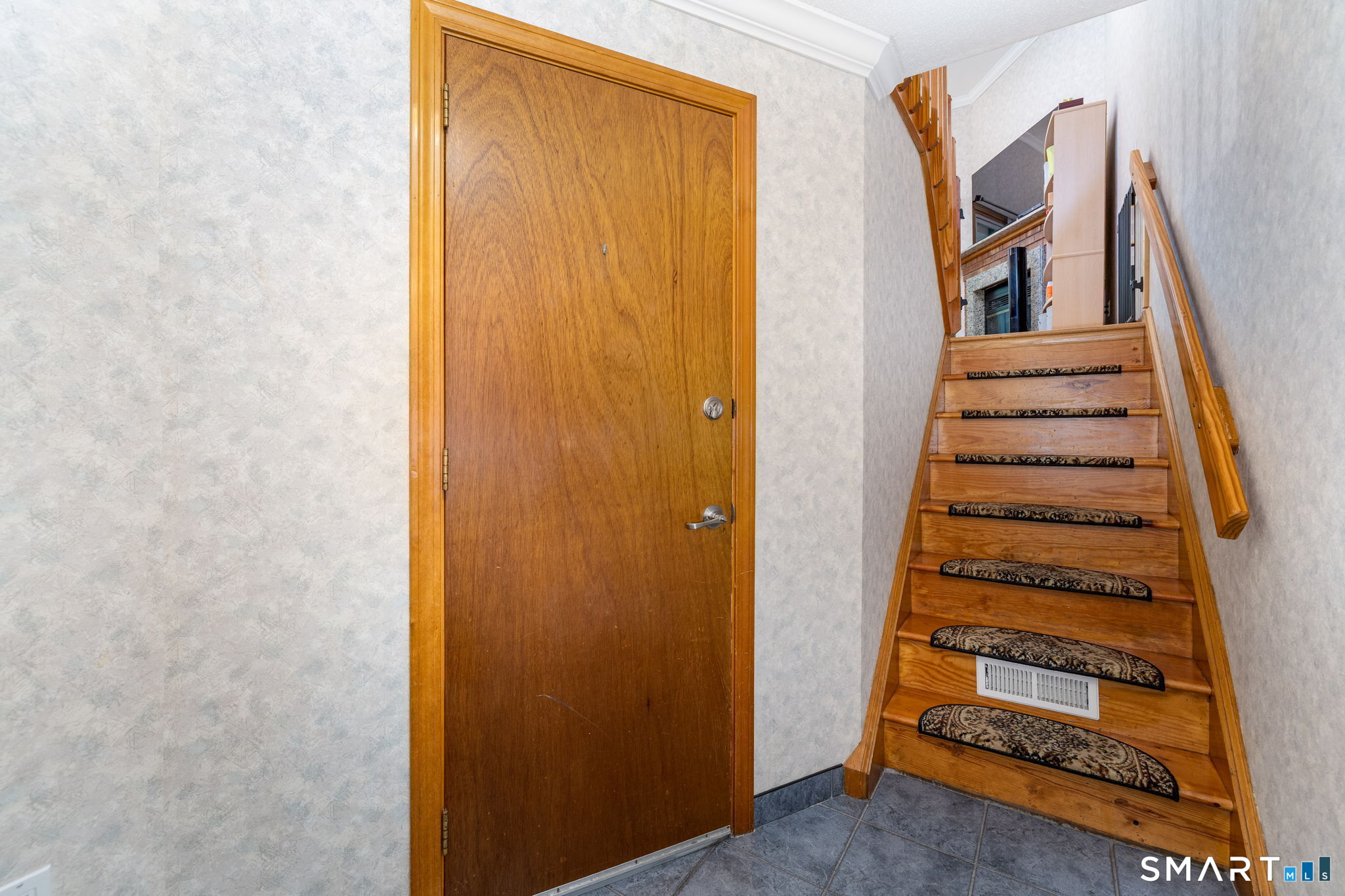 410 Farmington Avenue G6