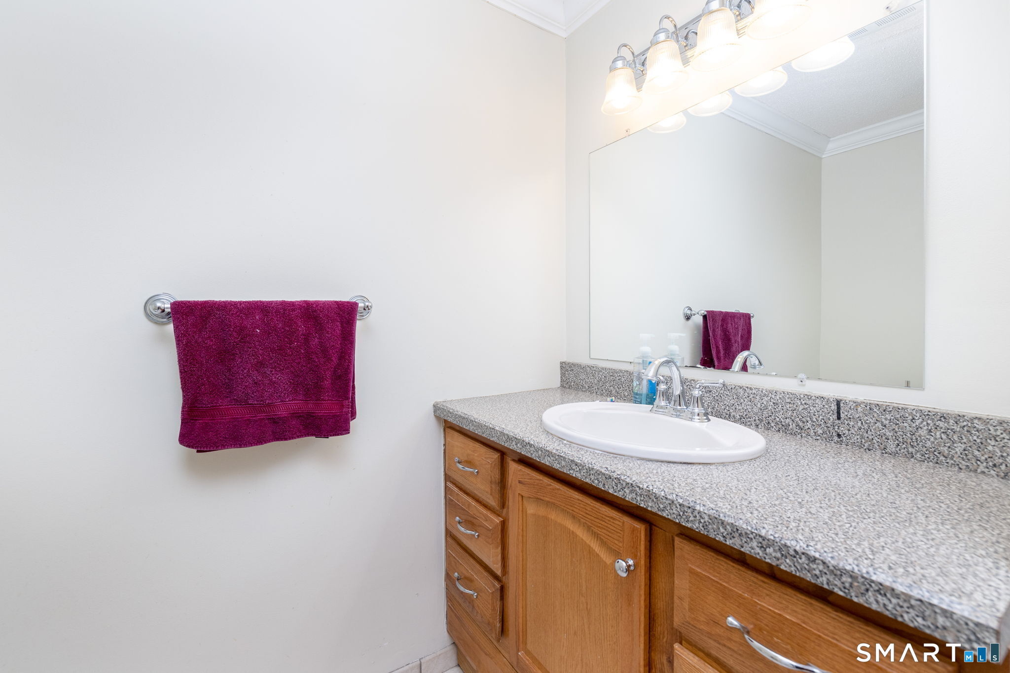 410 Farmington Avenue G6